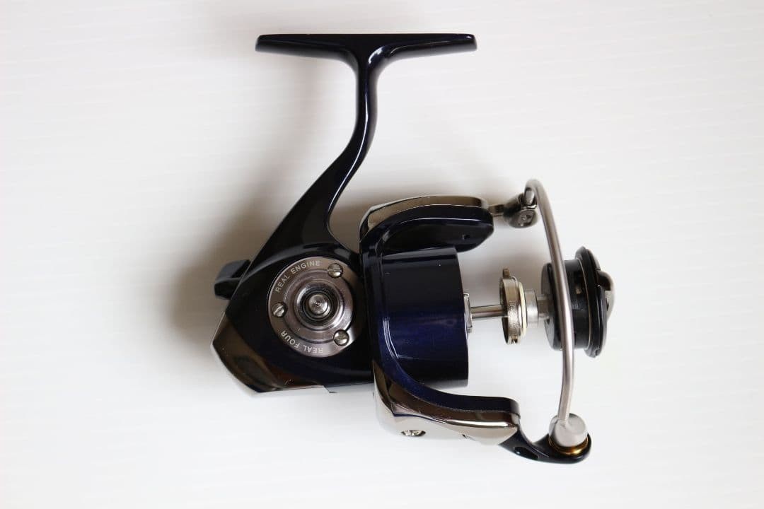 Daiwa 04 Certate 2500 Body Spinning Reel, Excellent Condition