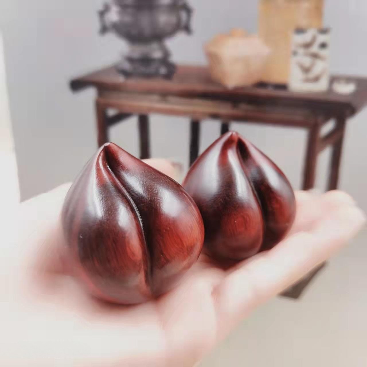 4cm Rosewood Peach Carved Hand Exercise Balls Smooth Massage Grip Pair