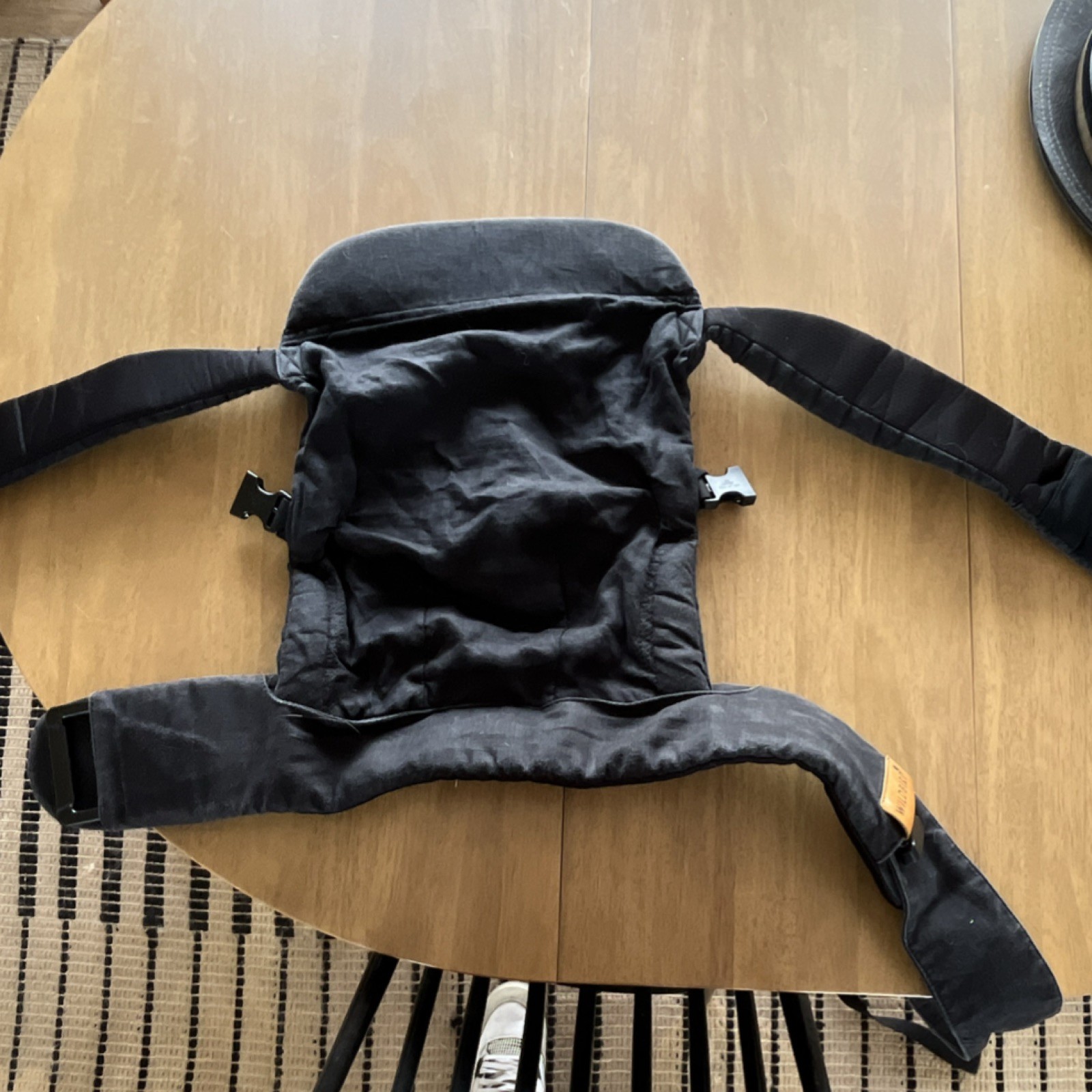 Wildbird Black Baby Carrier Buckle Closure Size Adjustable Infant Toddler