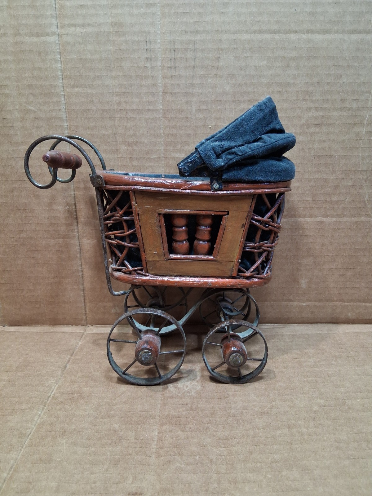 Antique Victorian Wicker Doll Carriage Buggy Stroller