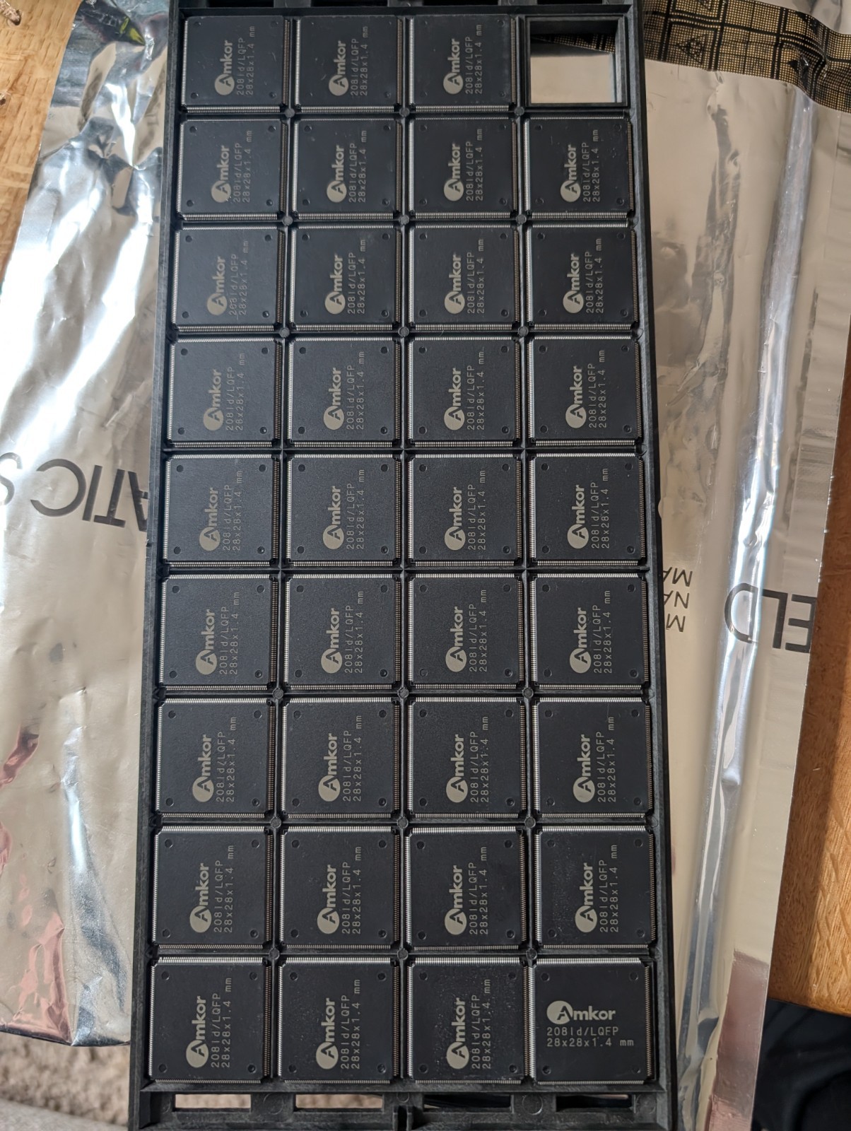 Amkor 2081d LQFP 28*28*1.4mm Dummy/Heat Dissapation Pads - MRO Stock Cleanup