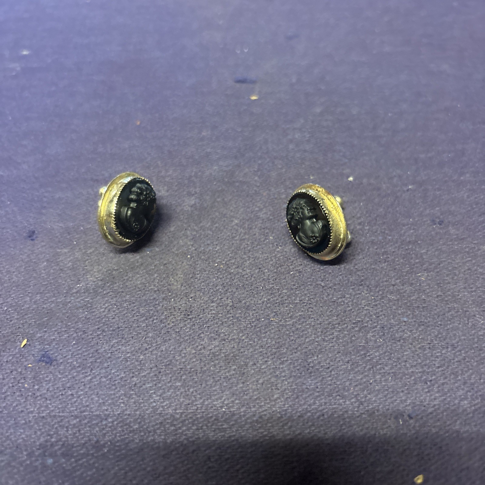 Vintage Coro Design Black Lady Cameo Screw back Screwback Earrings