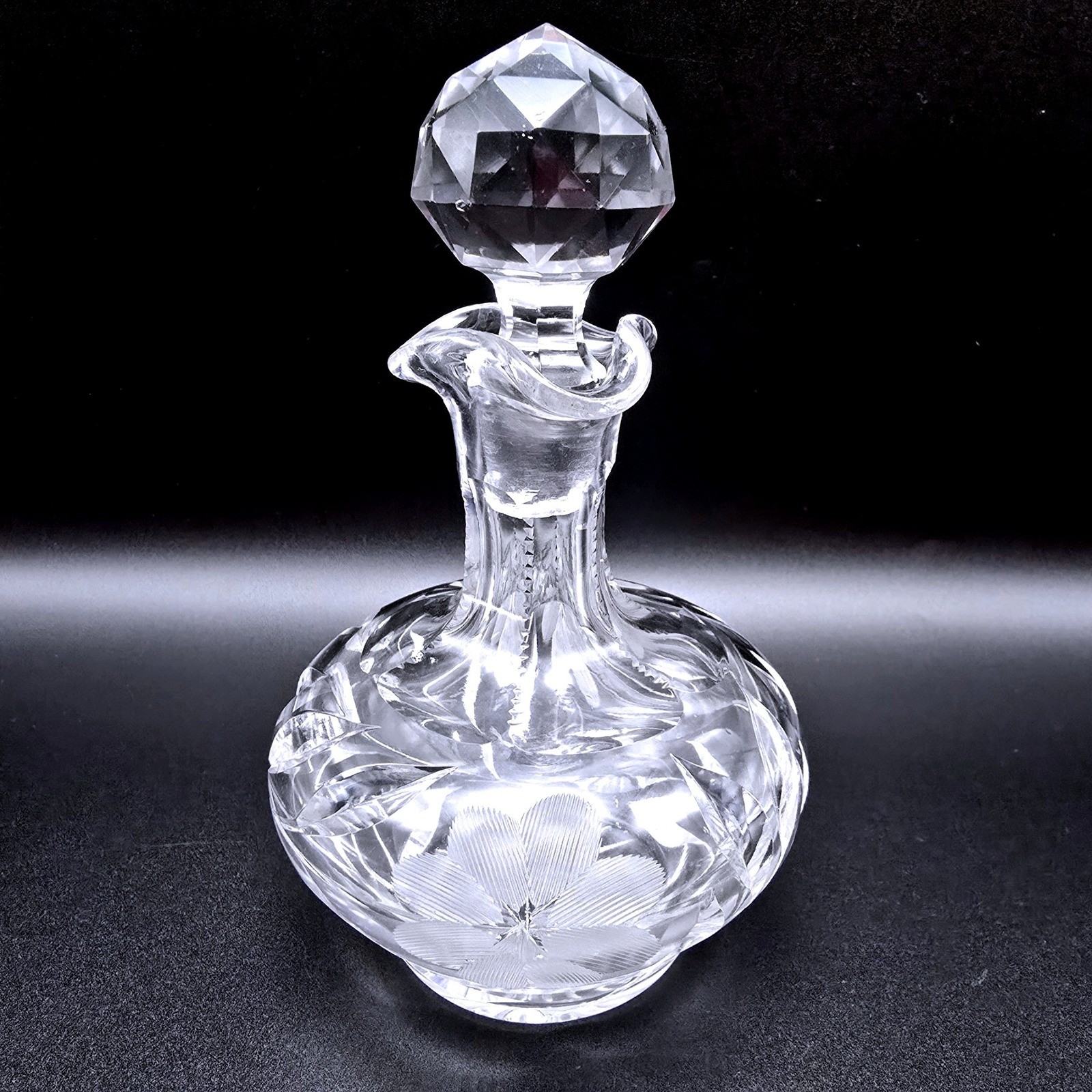 Exquisite Vintage Crystal Decanter with Faceted Stopper Etched Flower Design