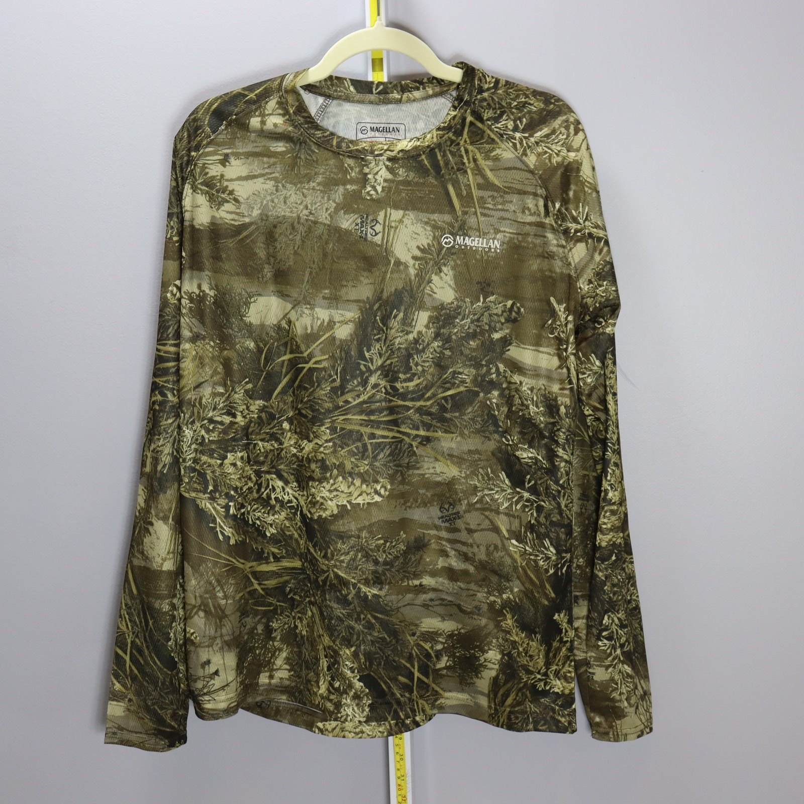 Magellan Outdoors Hunt Gear Long Sleeve Camo Shirt – Men’s L