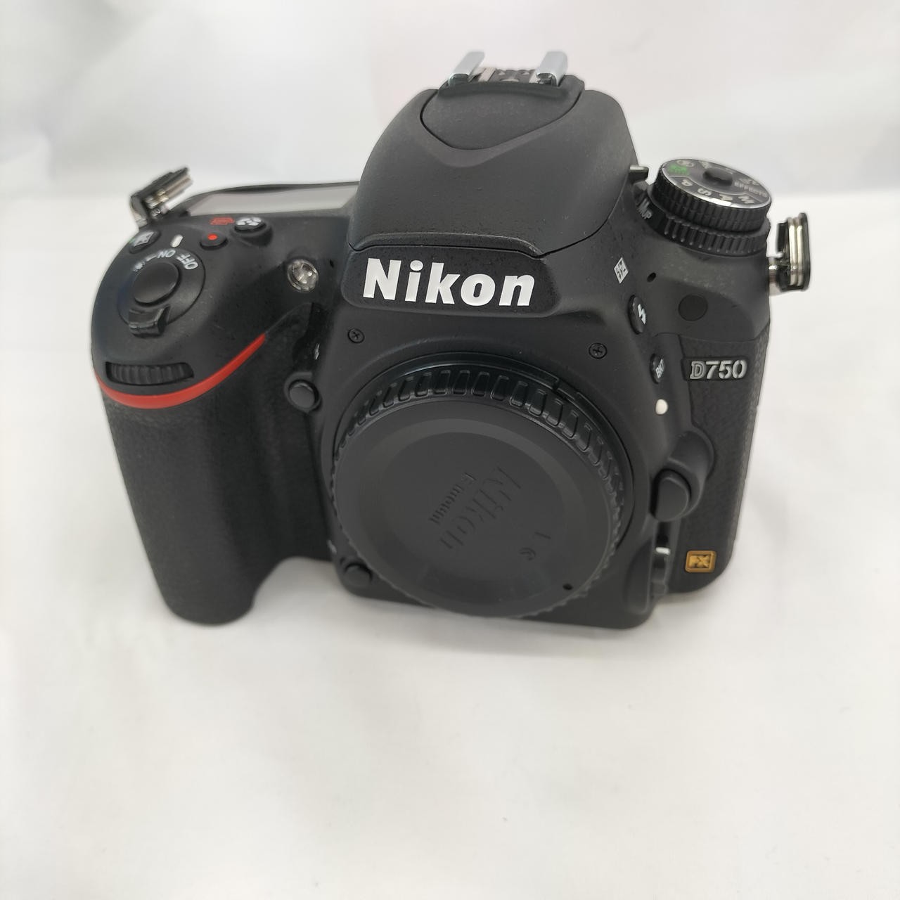 Nikon D750 DSLR Camera 24.3MP 1600 Shutter Count Used From Japan