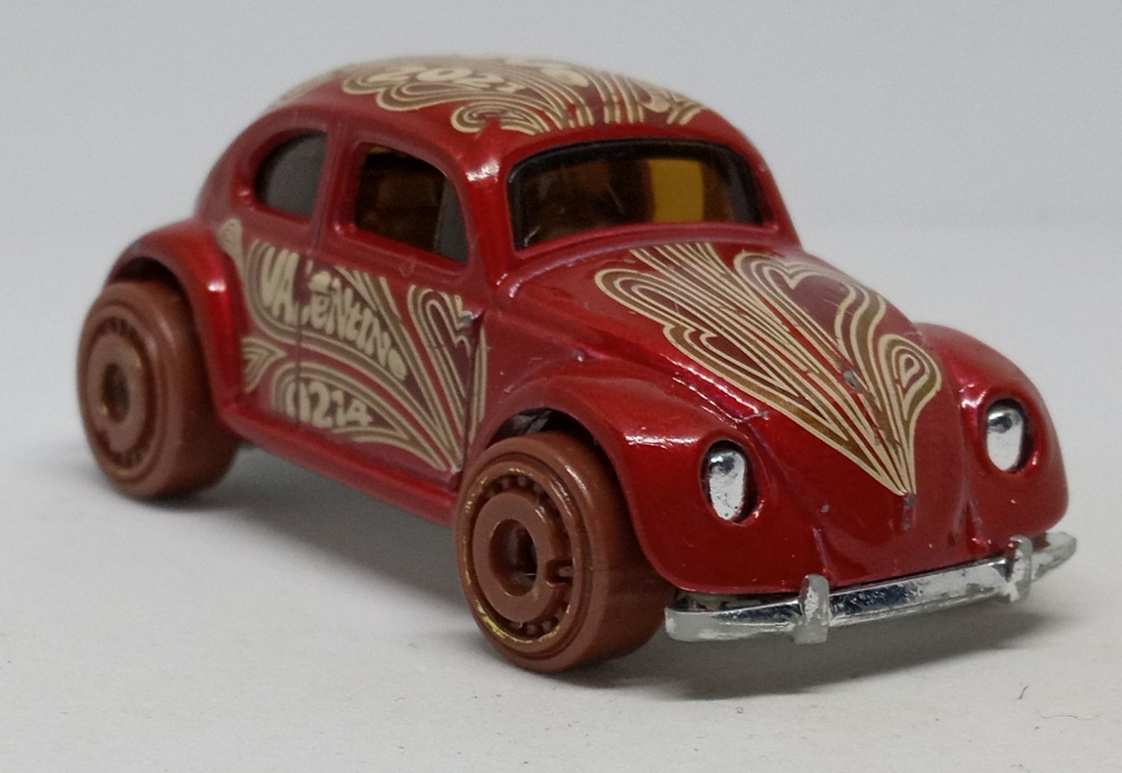 Hot Wheels Burnt Orange Volkswagen Beetle Valentines 2014 Loose Diecast 1:64