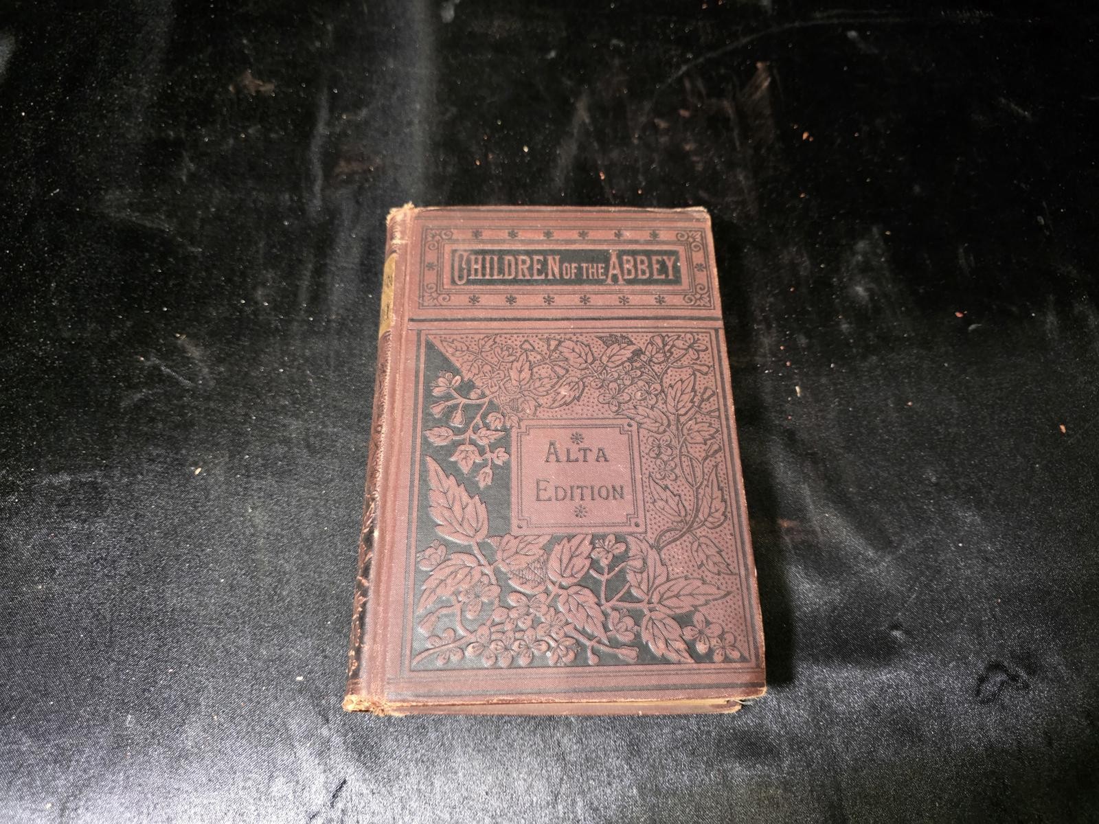 Children of the Abbey- Alta Edition by Regina Maria Roche