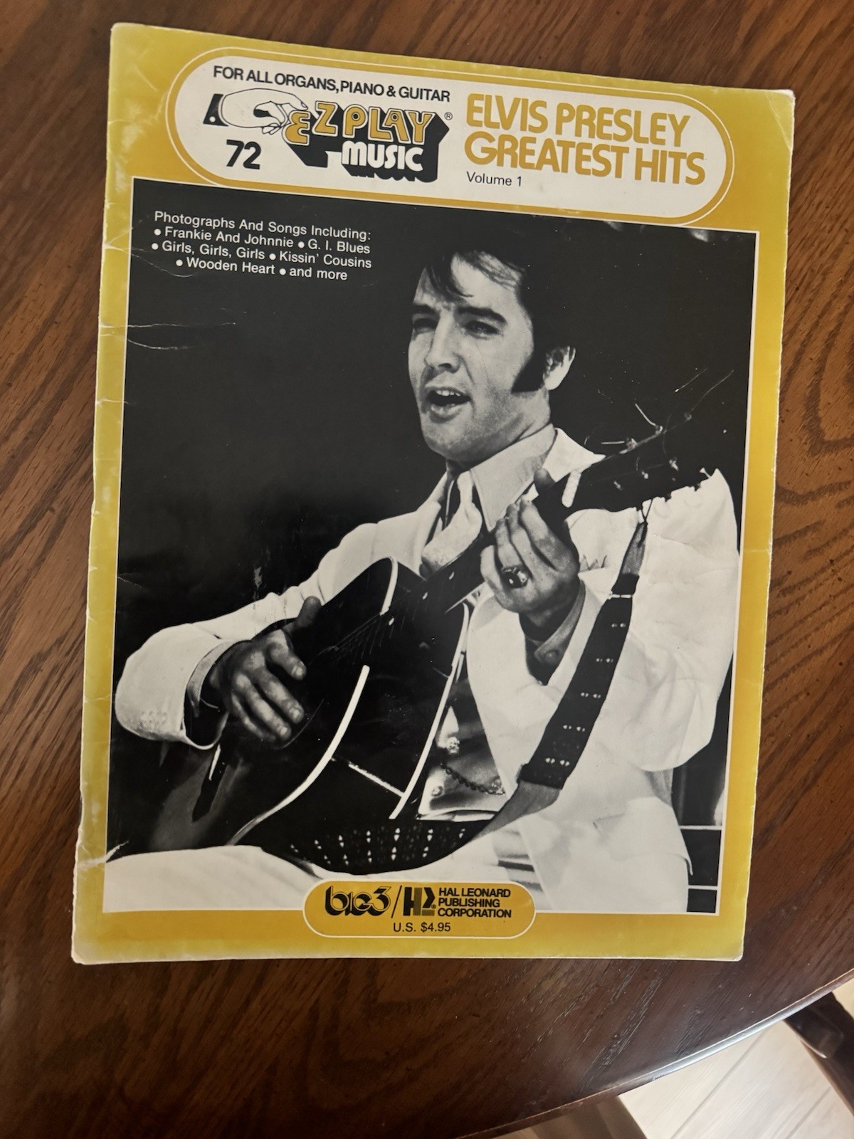 Elvis presley Greatest Hits Song Book Volume 1 Great Early Photos