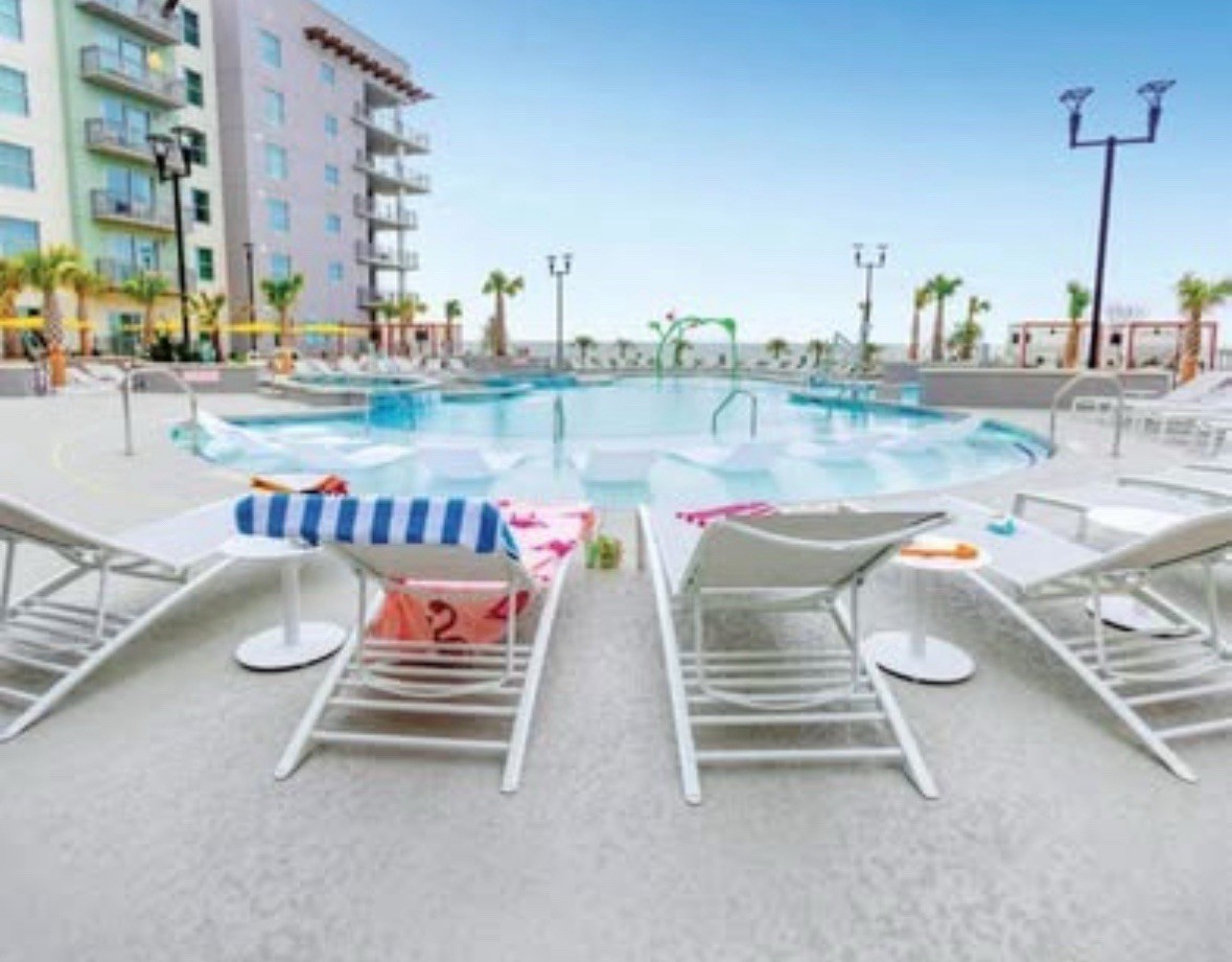 Myrtle Beach Holiday Inn Beachfront resort. June 26-28. 1 Bedroom Sleeps 4. $599