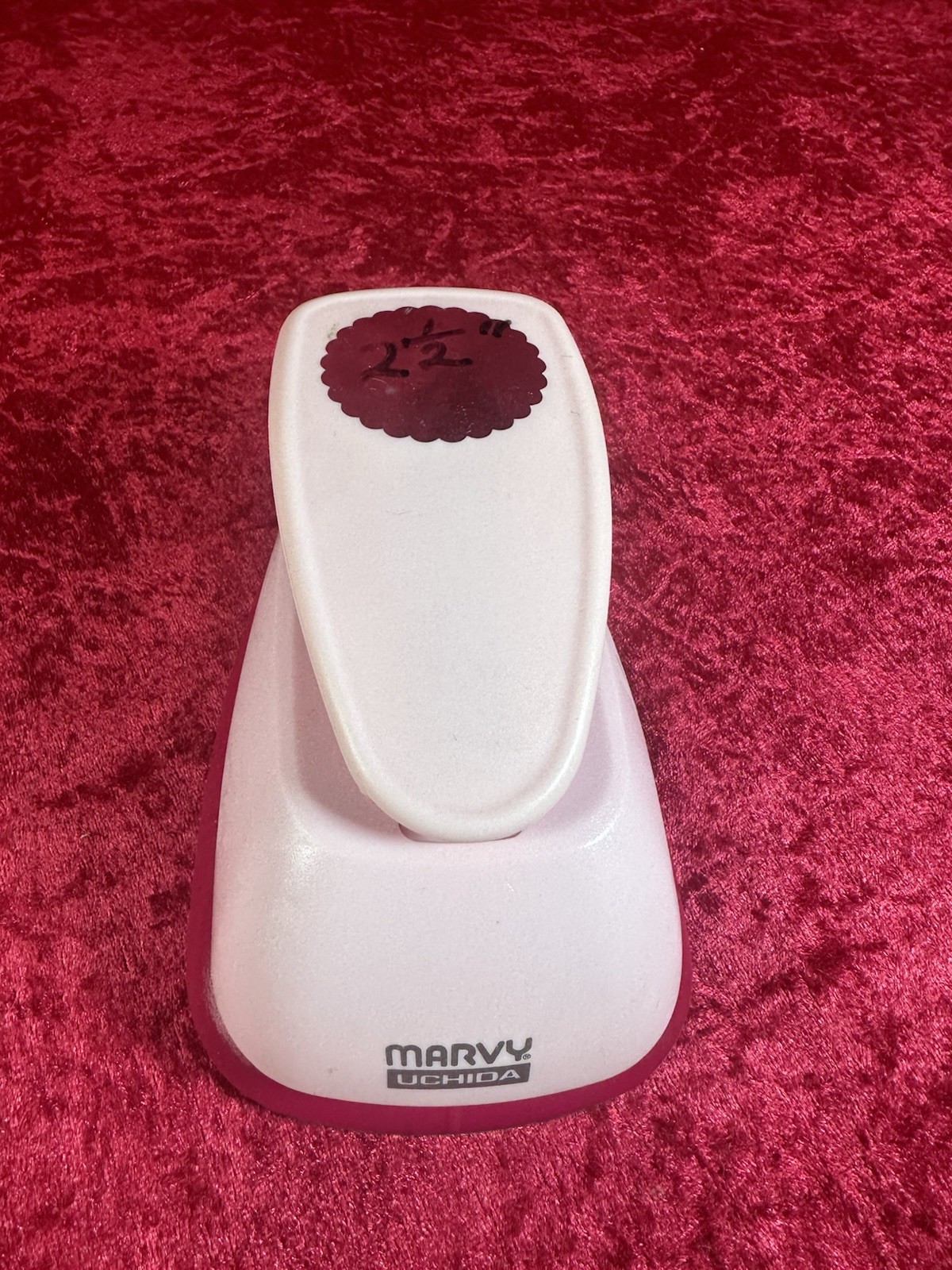 Scallop Circle Marvy Uchida Giga punch 2-1/2