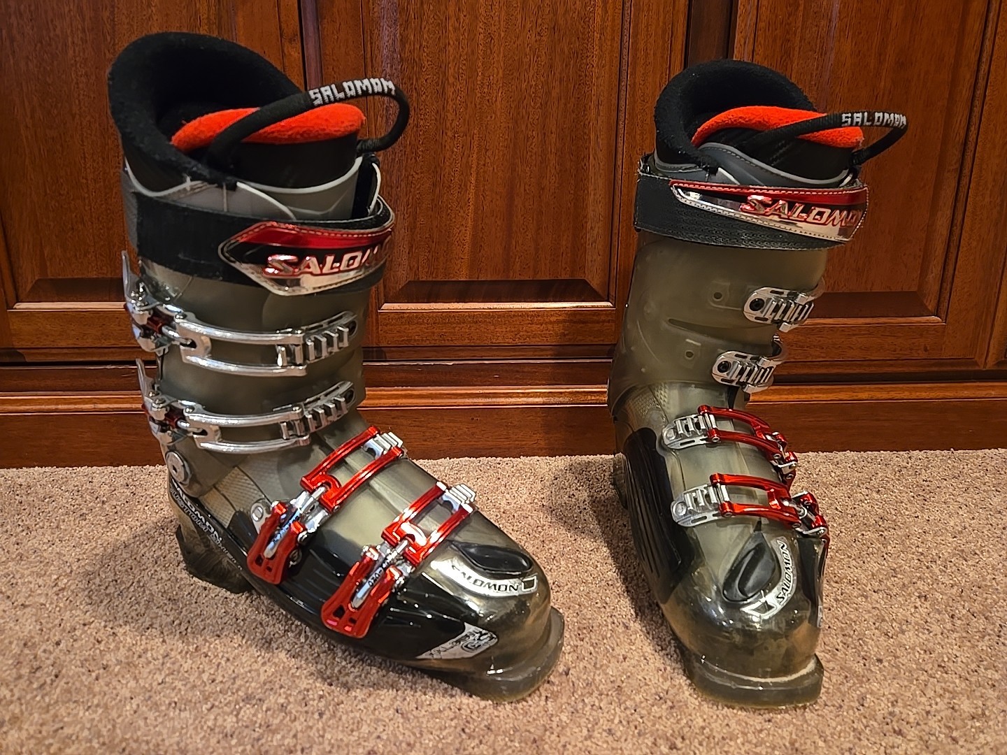 Salomon Energyzer 90 Falcon CS Ski Boots, Mondopoint 26.5, Custom Fit Pro Lining