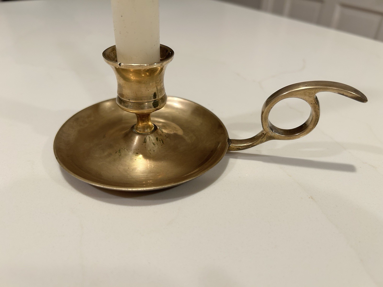 Vintage Brass Chamberstick Candle Holder Finger Loop Handle Table Mantel Decor