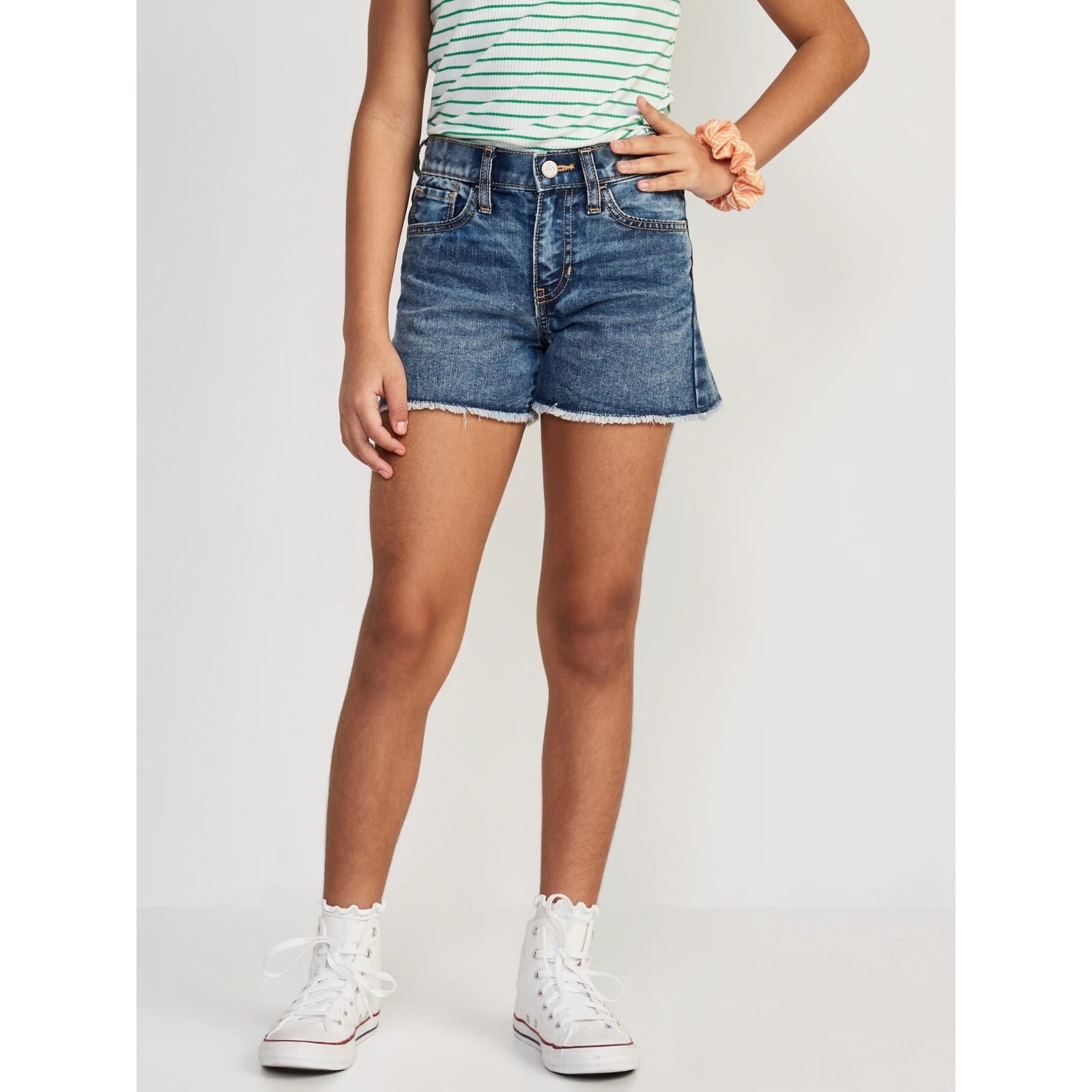 NWT Old Navy High-Waisted Frayed-Hem Jean Shorts for Girls in Medium Wash Size16