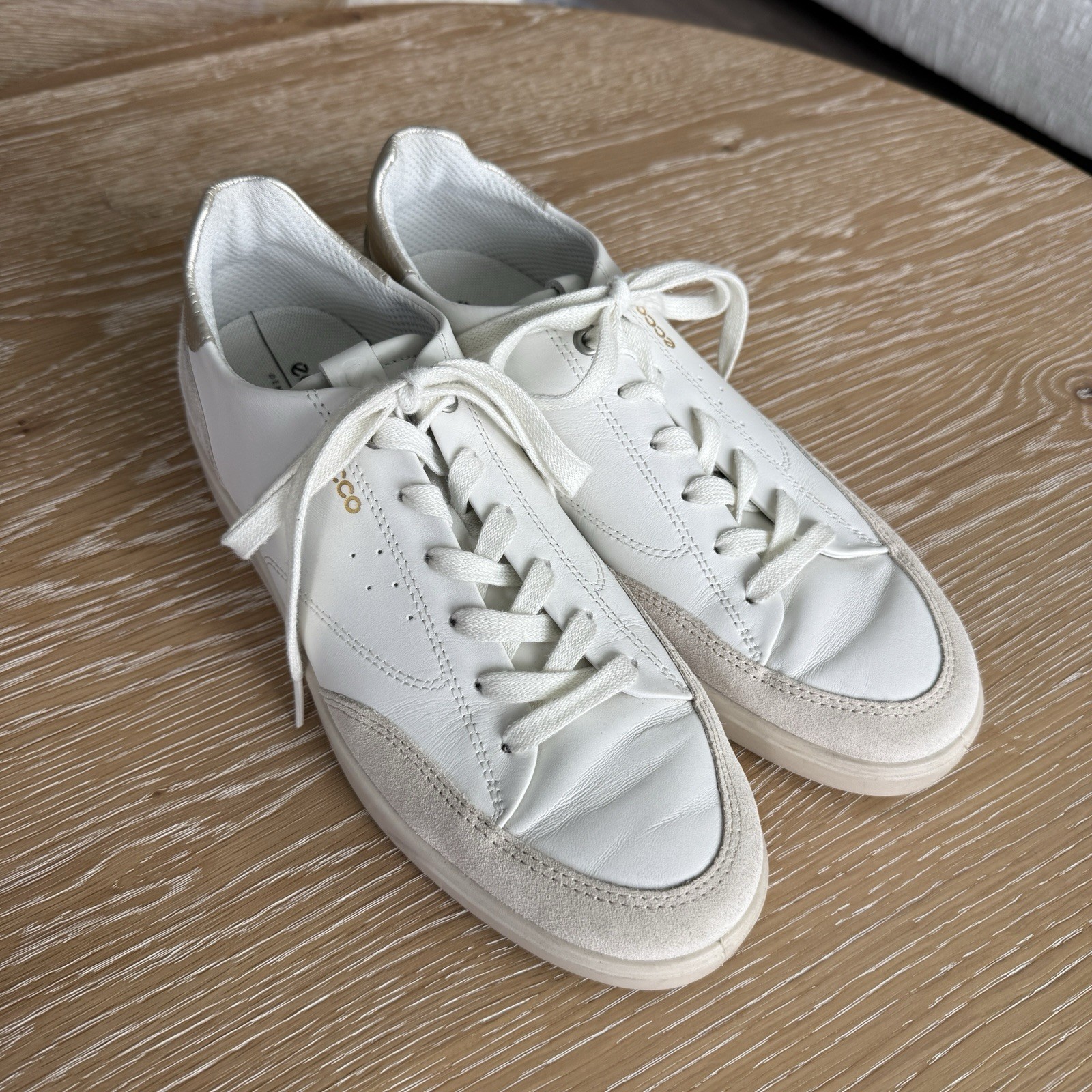 Ecco Off-White Leather Lace-Up Sneakers with Beige Suede Trim