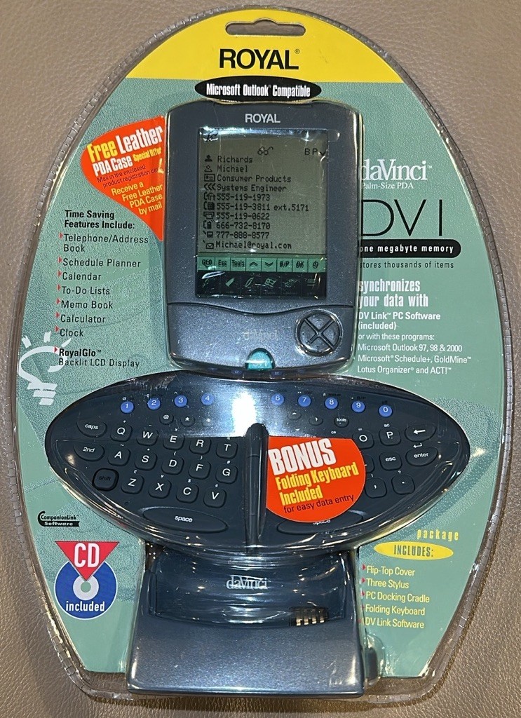 Royal Davinci DV1 Palm Size Organizer PDA Pocket PC Folding Keyboard Vtg(Y2K)NEW