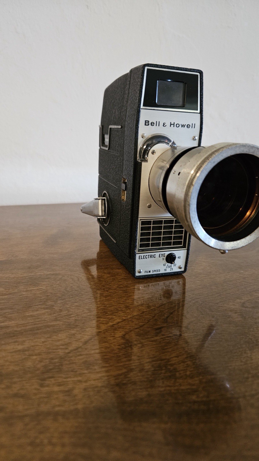 Bell & Howell Electric Eye Reflex Movie Camera Black Standard 8 mm Film Vintage