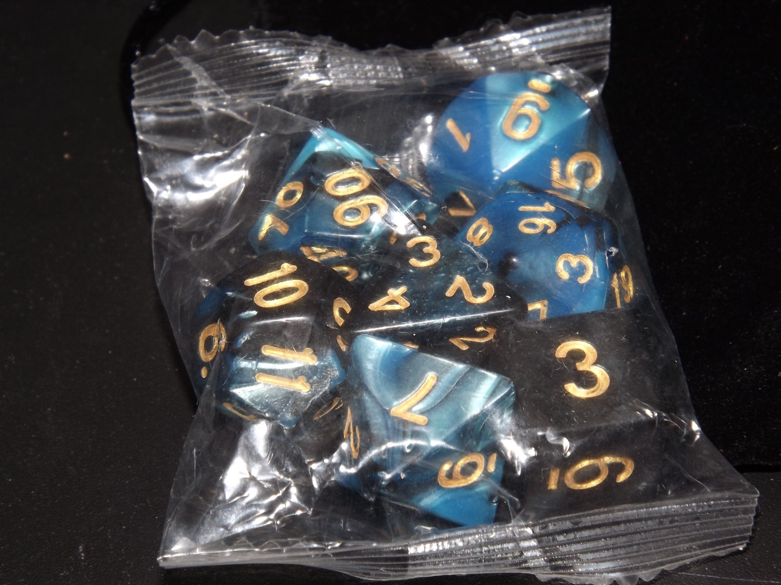 Dungeons & Dragons Multicolor Dice Set