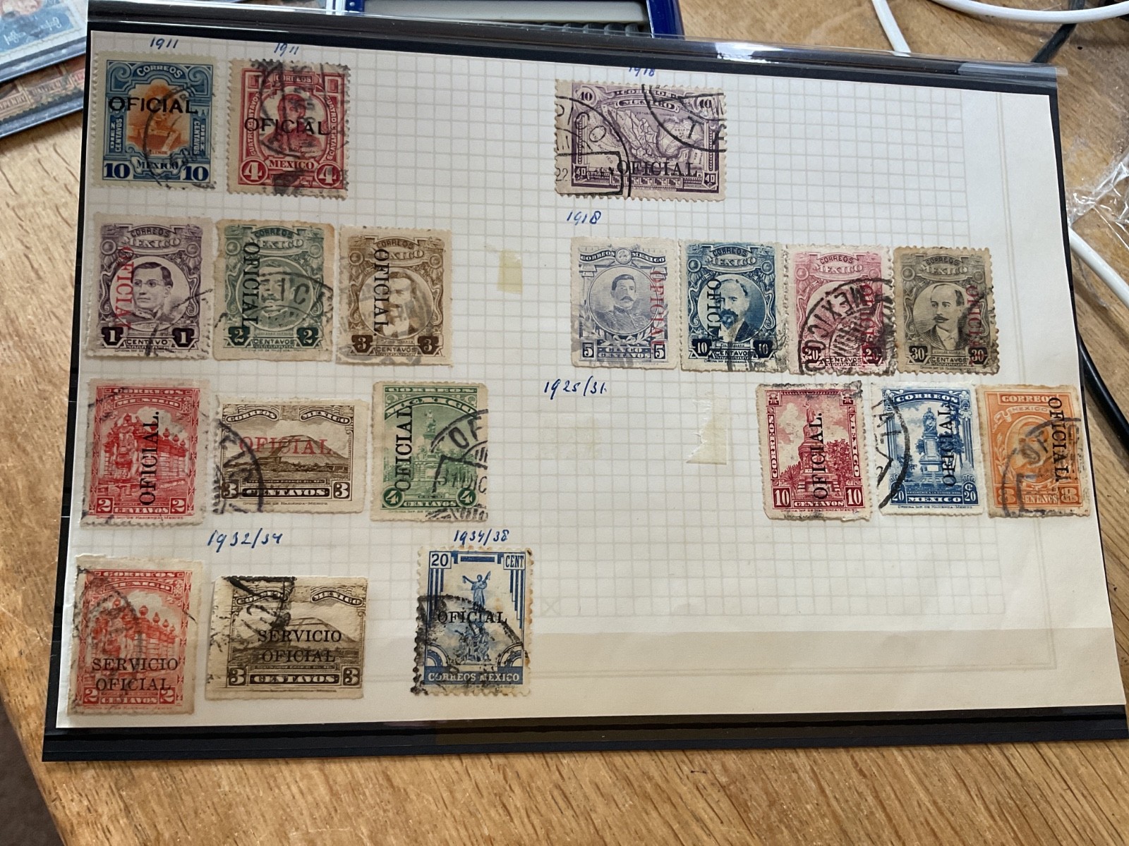 Mexico officials early mounted mint or used stamps   B3592