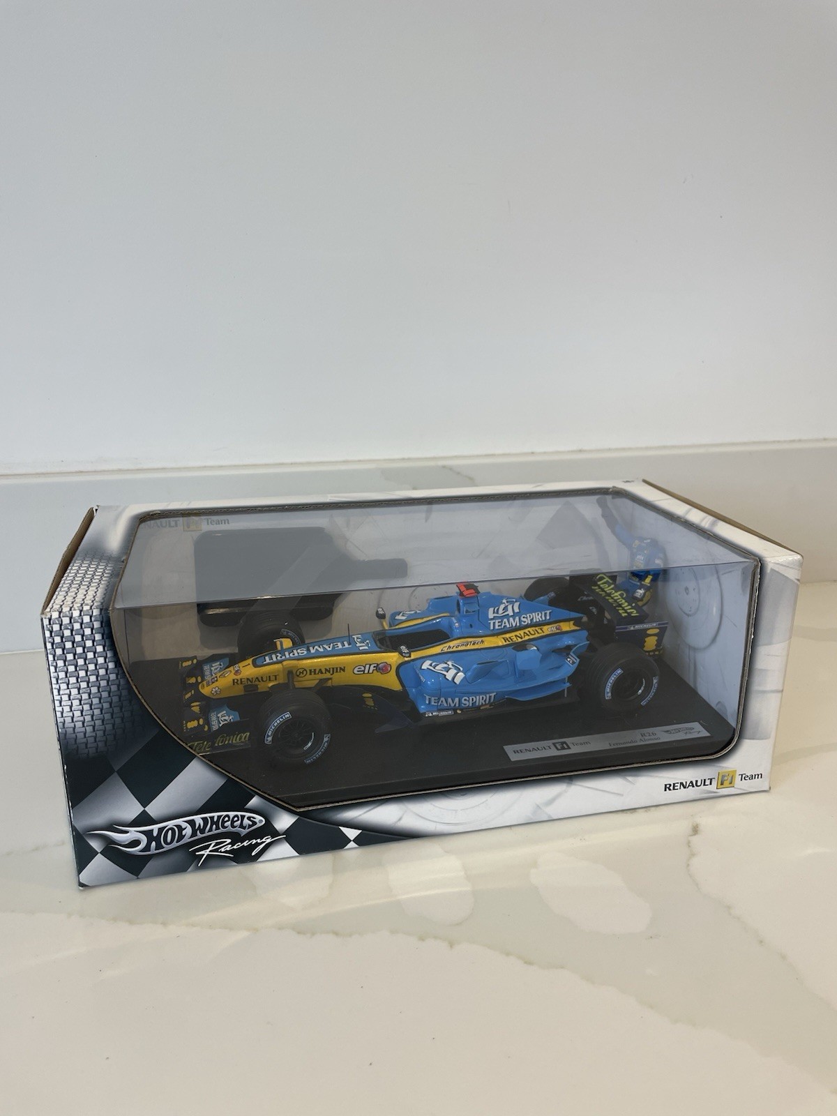 Hot Wheels 2004 Renault F1 Team R25 Fernando Alonso 1:18 Model Racing Car