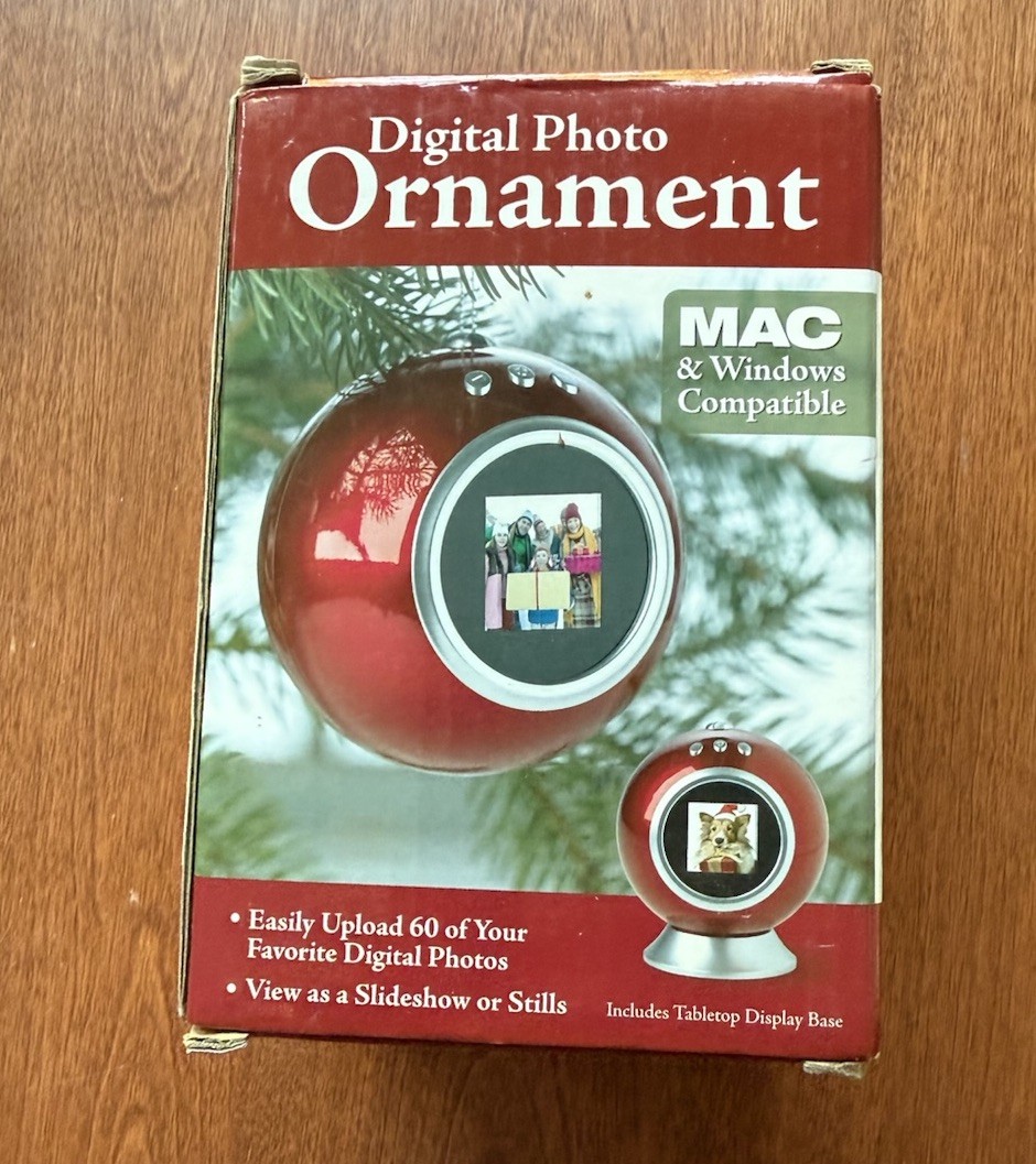 60 Digital Photo Picture Image Christmas Tree Ornament Mac & Windows Compatible