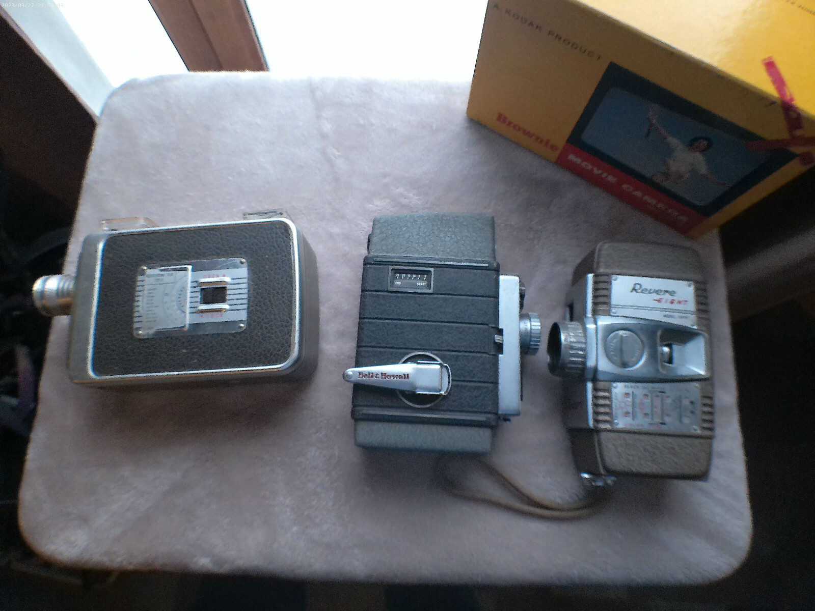 3 Vintage Cameras Brownie Bell & Howell Revere Untested Sold As Is