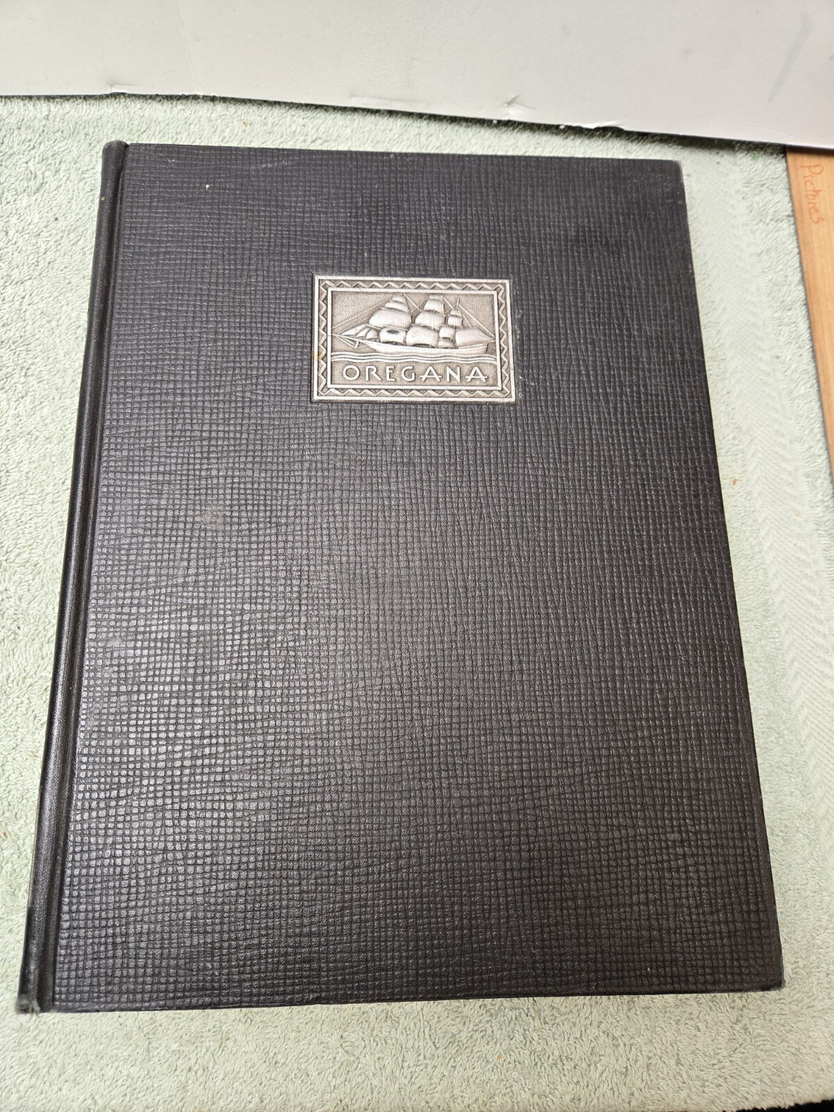 1932 University of Oregon Oregana Yearbook