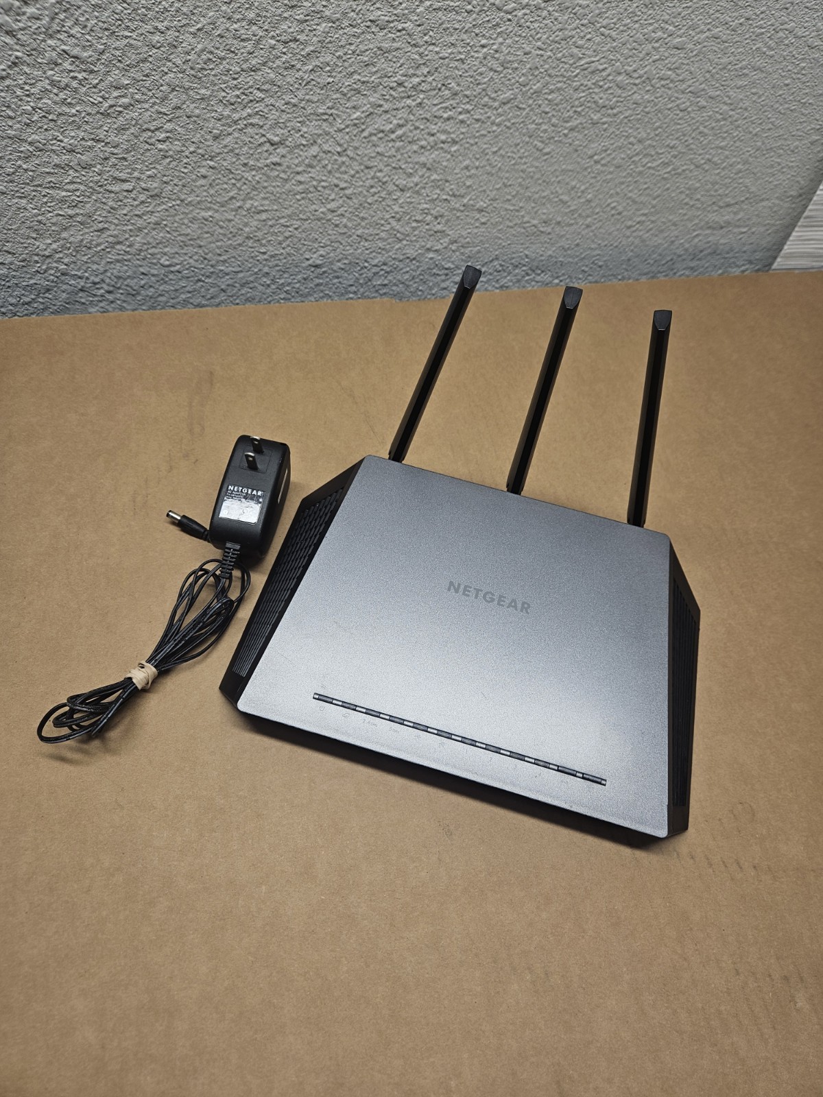 NETGEAR Nighthawk R7000P AC2300 Smart WiFi Router Tested And Working /Free Ship!