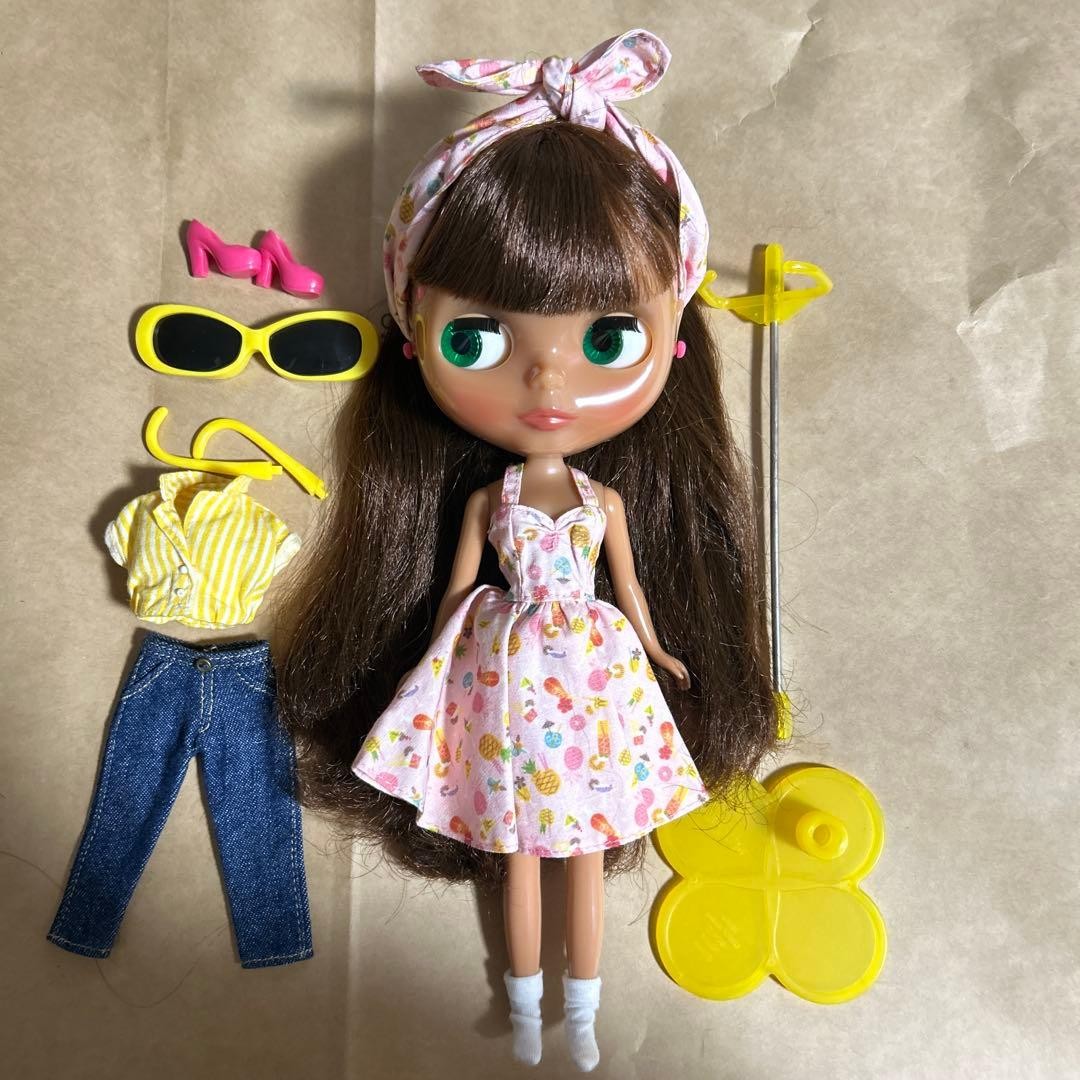 Neo Blythe Pineapple Princess - Opened, Complete, Part #QY0V9T