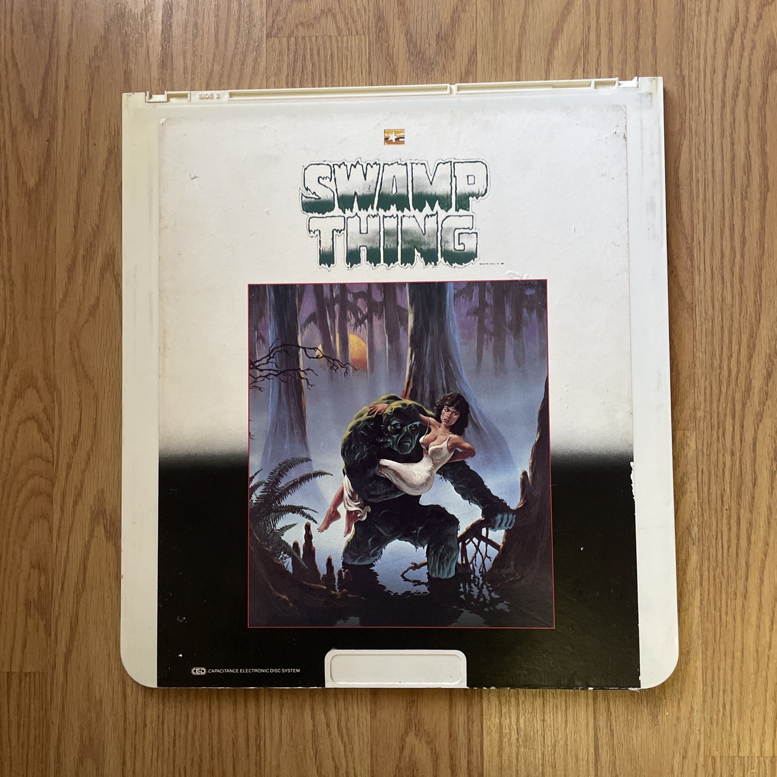 Vtg Swamp Thing Embassy Video CED VideoDisc Horror Wes Craven Rare Cult Movie