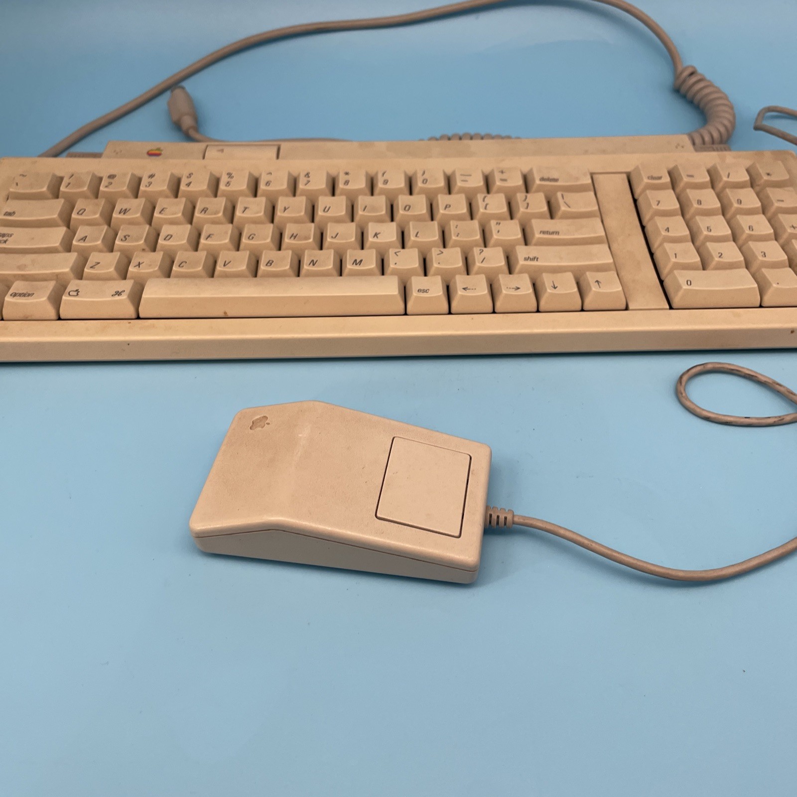 Apple Keyboard II - Model M0487 - Vintage 1991 + G5431 Mouse computer Retro