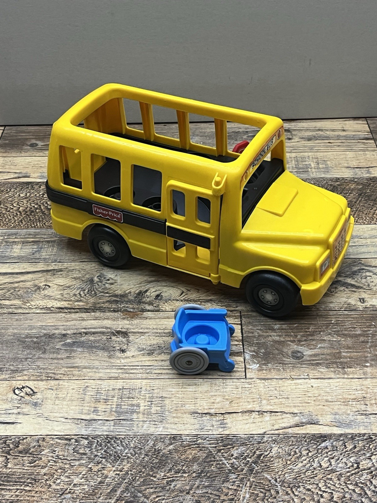 Vintage 1995 Fisher Price Little People Yellow School Bus Door W/ Wheelchair