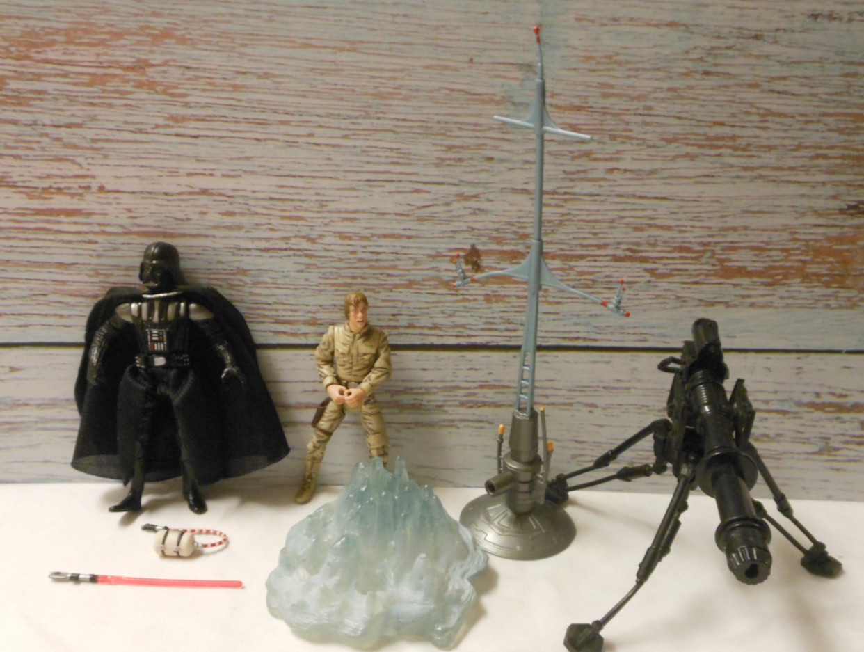 LOT OF 4: HASBRO STAR WARS LUKE BESPIN DUEL DARTH VADER ACTION FIGURE 1997 -2007