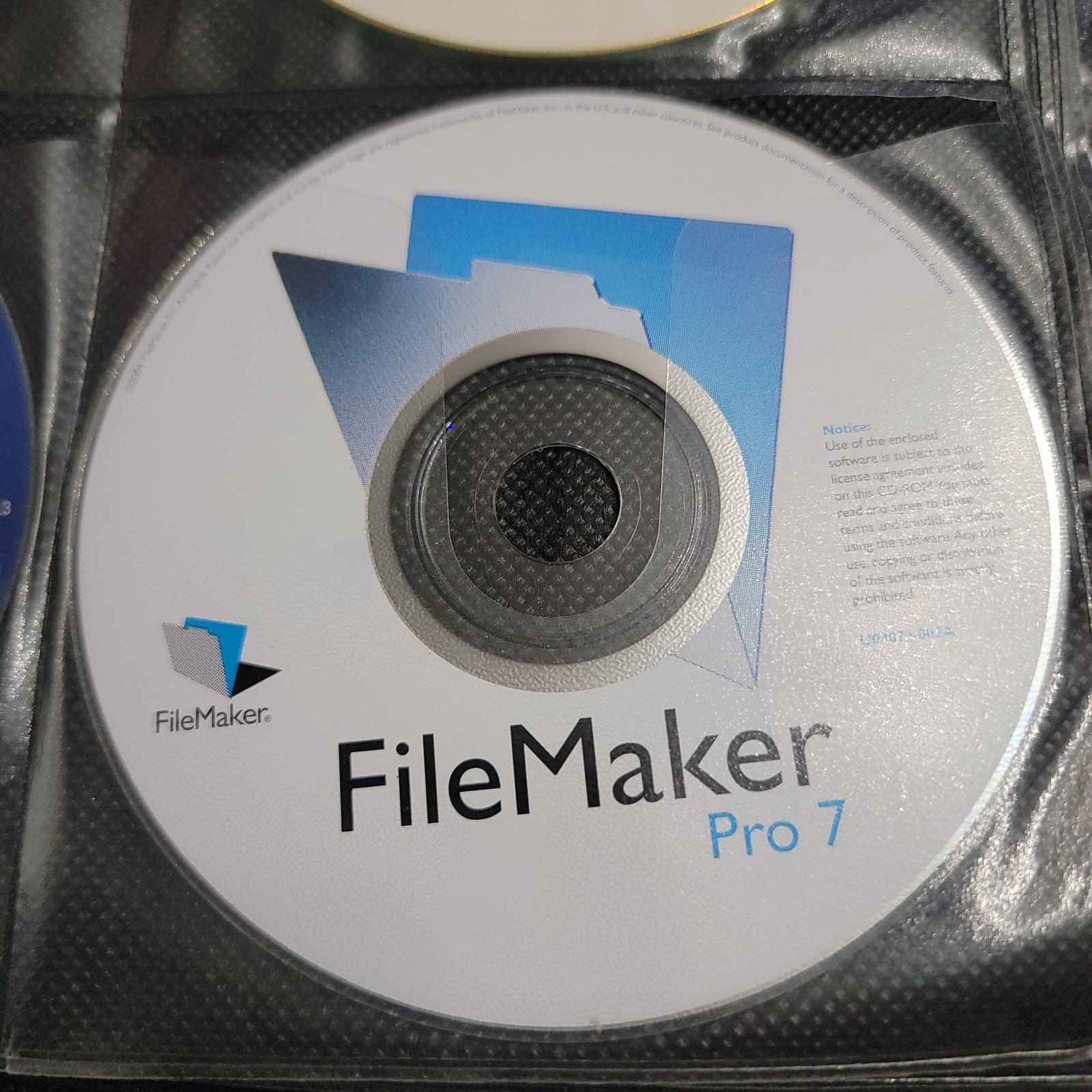 File Maker Pro 7 CD-ROM Software DISC ONLY