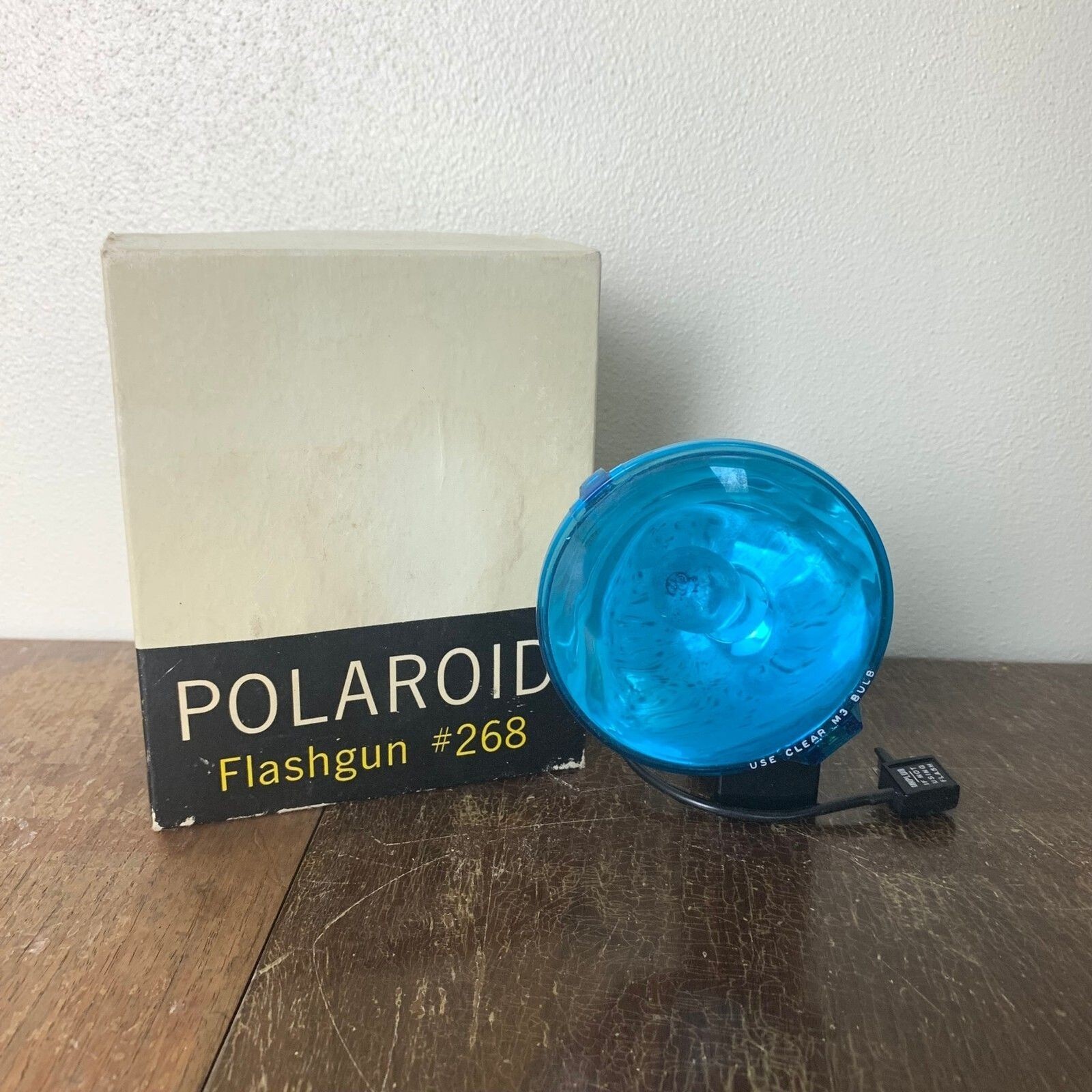 Vintage Polaroid Camera Model 268 Flash Gun in original box