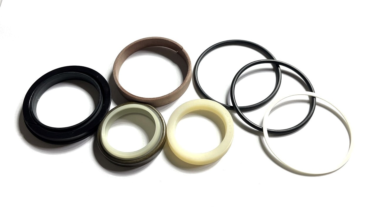 [Generic] Komatsu PC30UU-3 Boom Cylinder Seal Kit. (with ring)