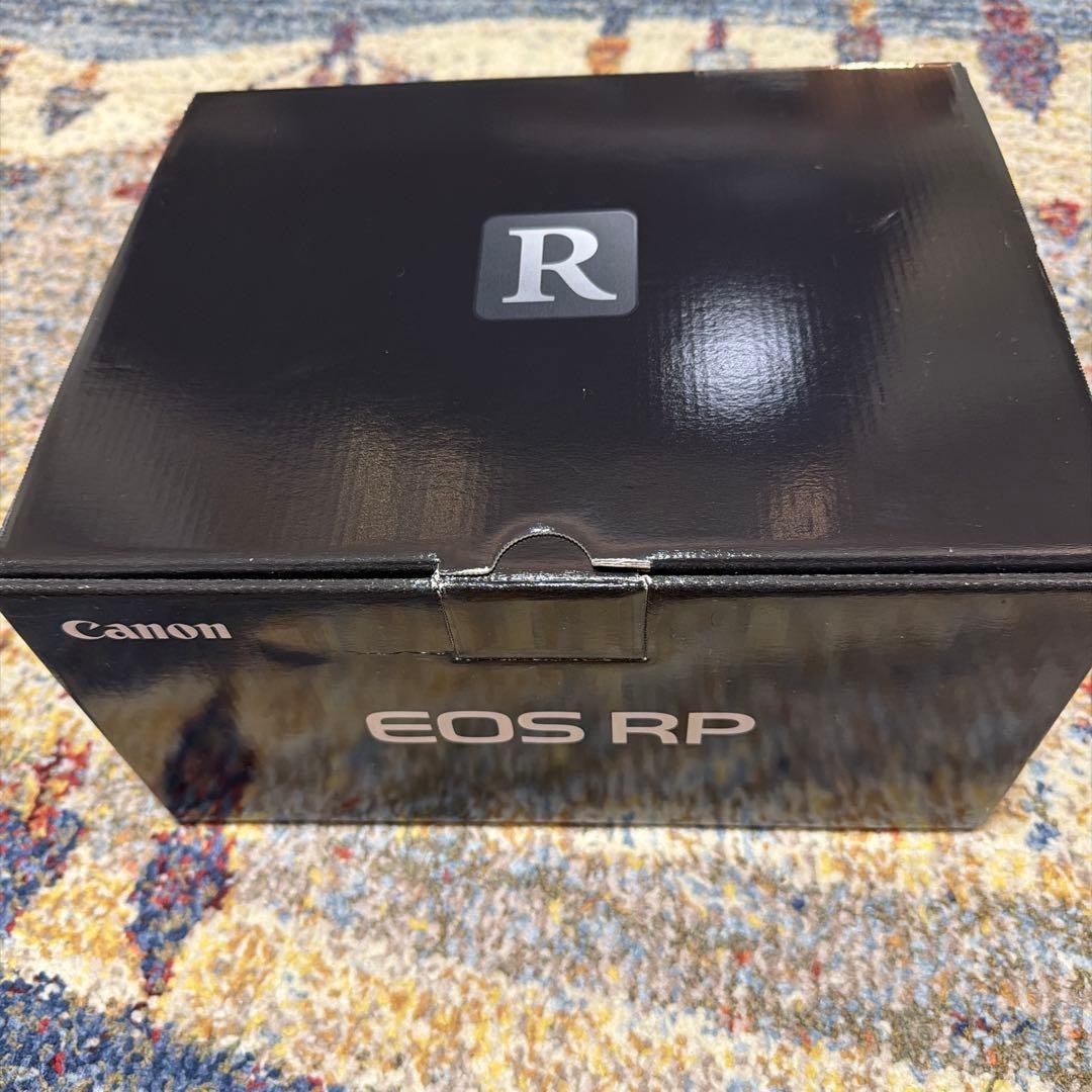 Canon EOS RP Mirrorless Camera Body Excellent Condition with Minor Wear