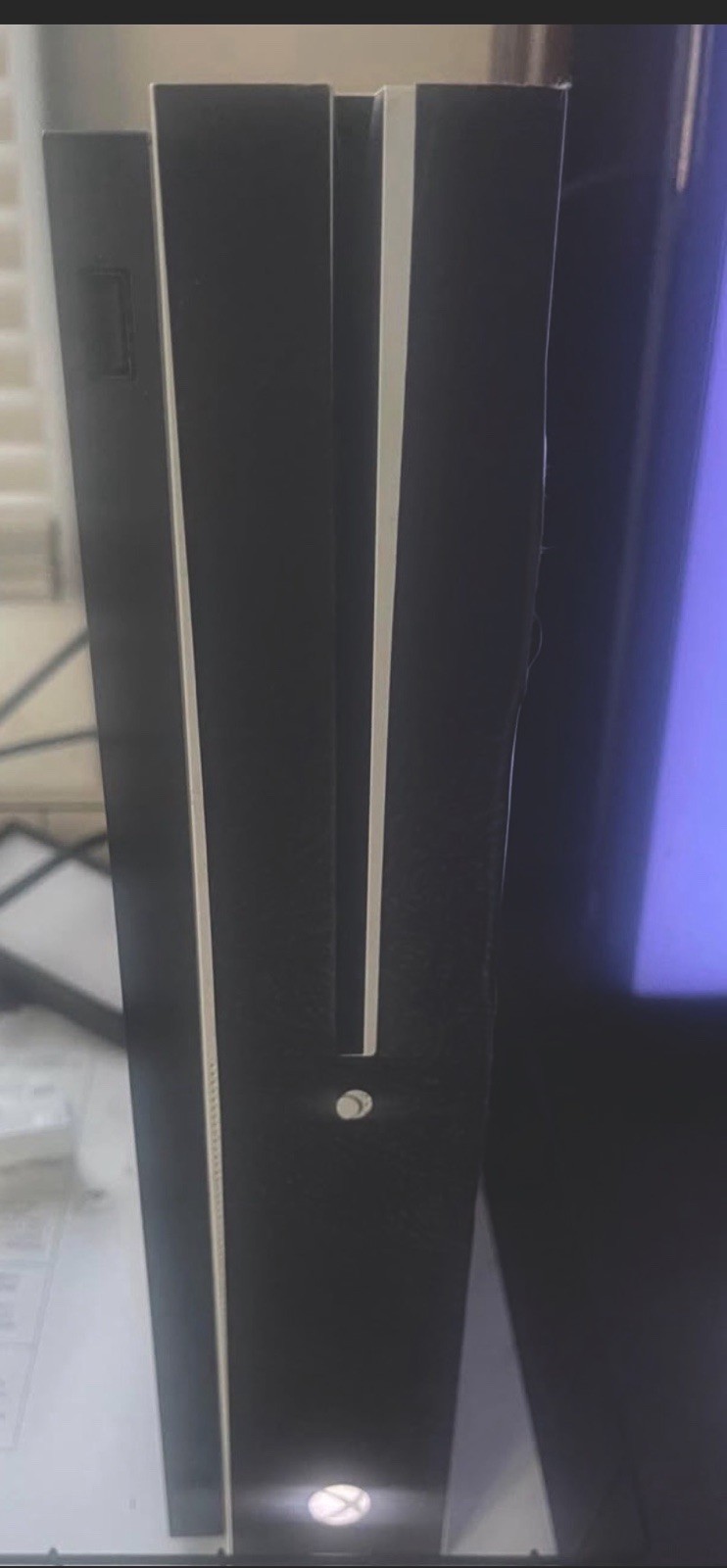 Microsoft Xbox One Console Wireless Controller & Game Discs WWE NBA Halo Sims