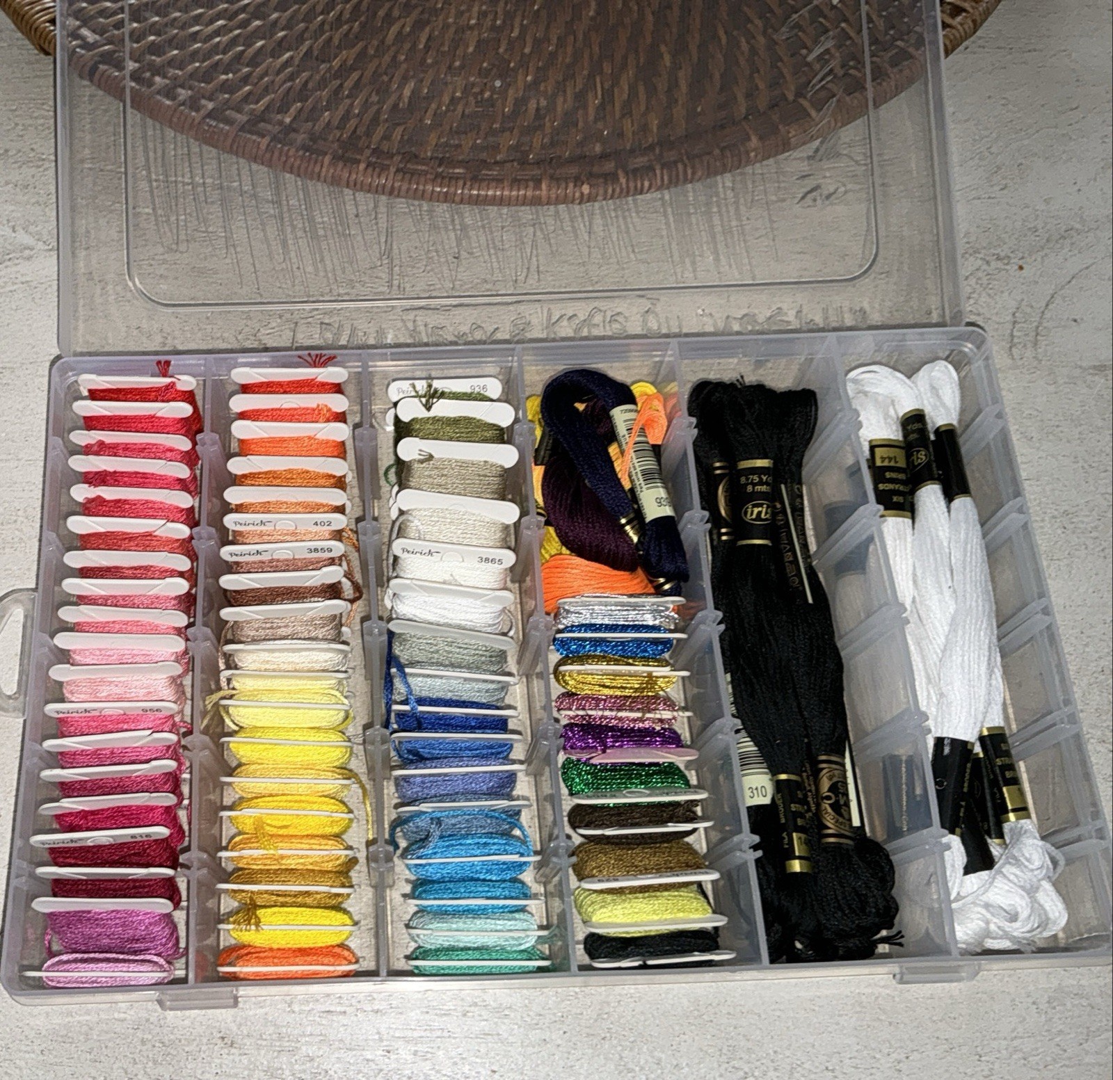 Lot Embroidery Floss DMC Thread Organizer Case Assorted Colors Carded
