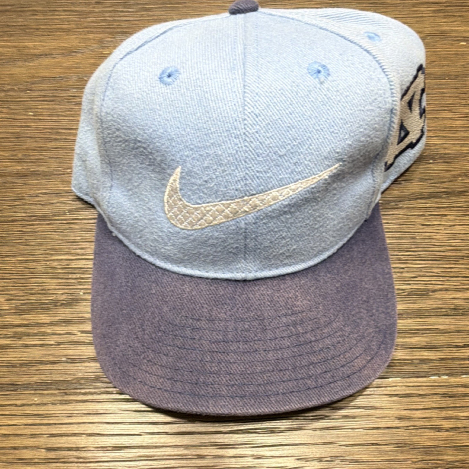 Nike North Carolina Tar Heels Snapback Hat Light Blue Gray One Size