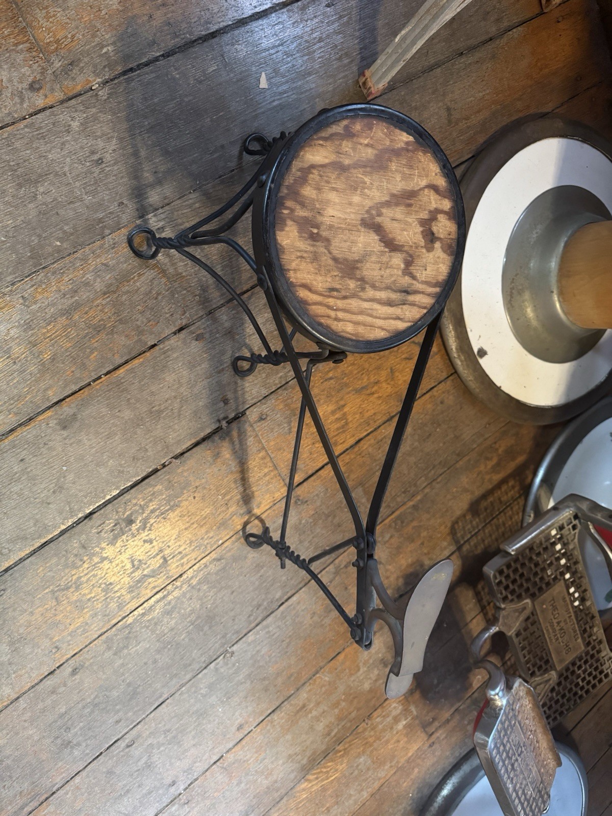 Antique twisted iron cobbler shoe shine station 