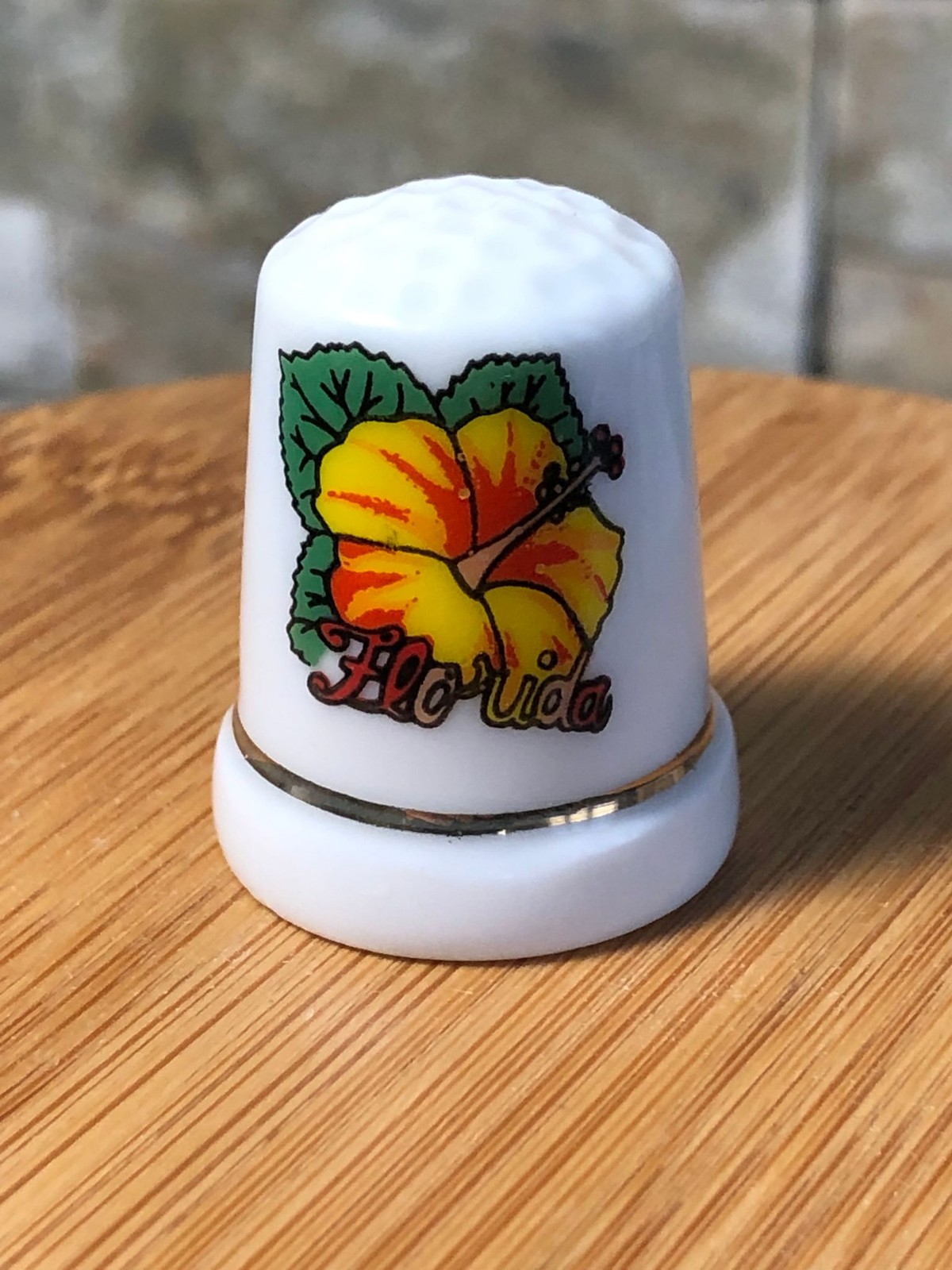 Florida Souvenir Thimble Ceramic White Hibiscus Floral Gold Band Collectible