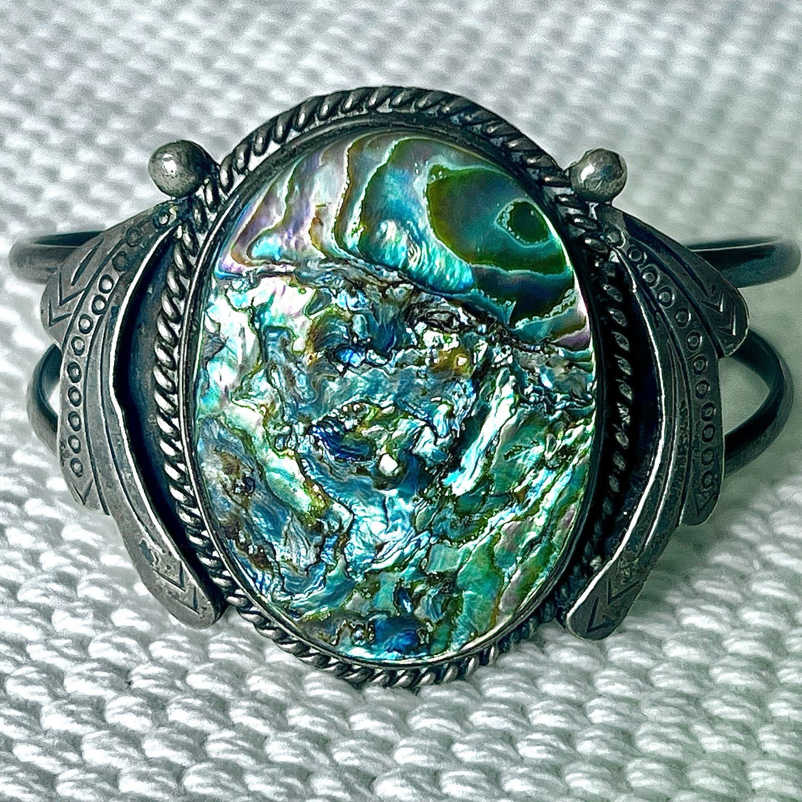 Signed STERLING SILVER + Mother Of Pearl Cuff Native American Navajo Old Pawn