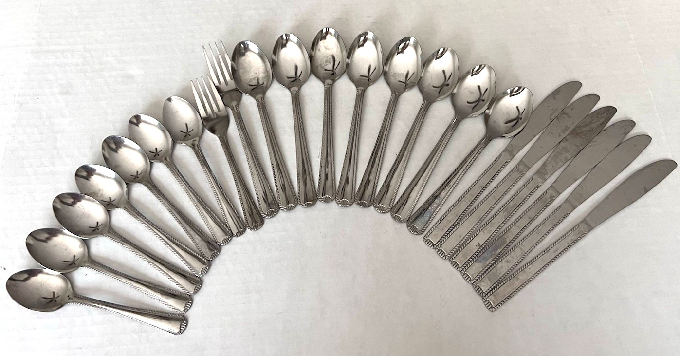 Stainless Flatware Rope Edge Dinner Forks Spoons Stackable Flat Style 23 Pieces