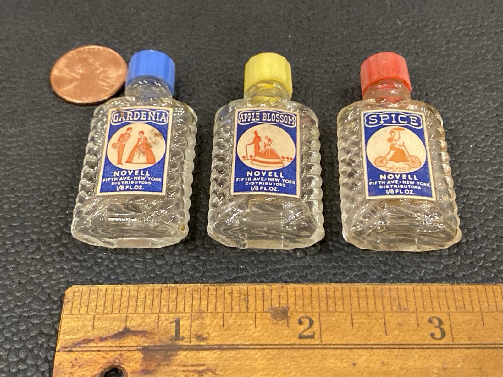 Vtg Spiral Ribbed Mini Perfume Bottles Novell 1950s Spice Gardenia Apple Blossom