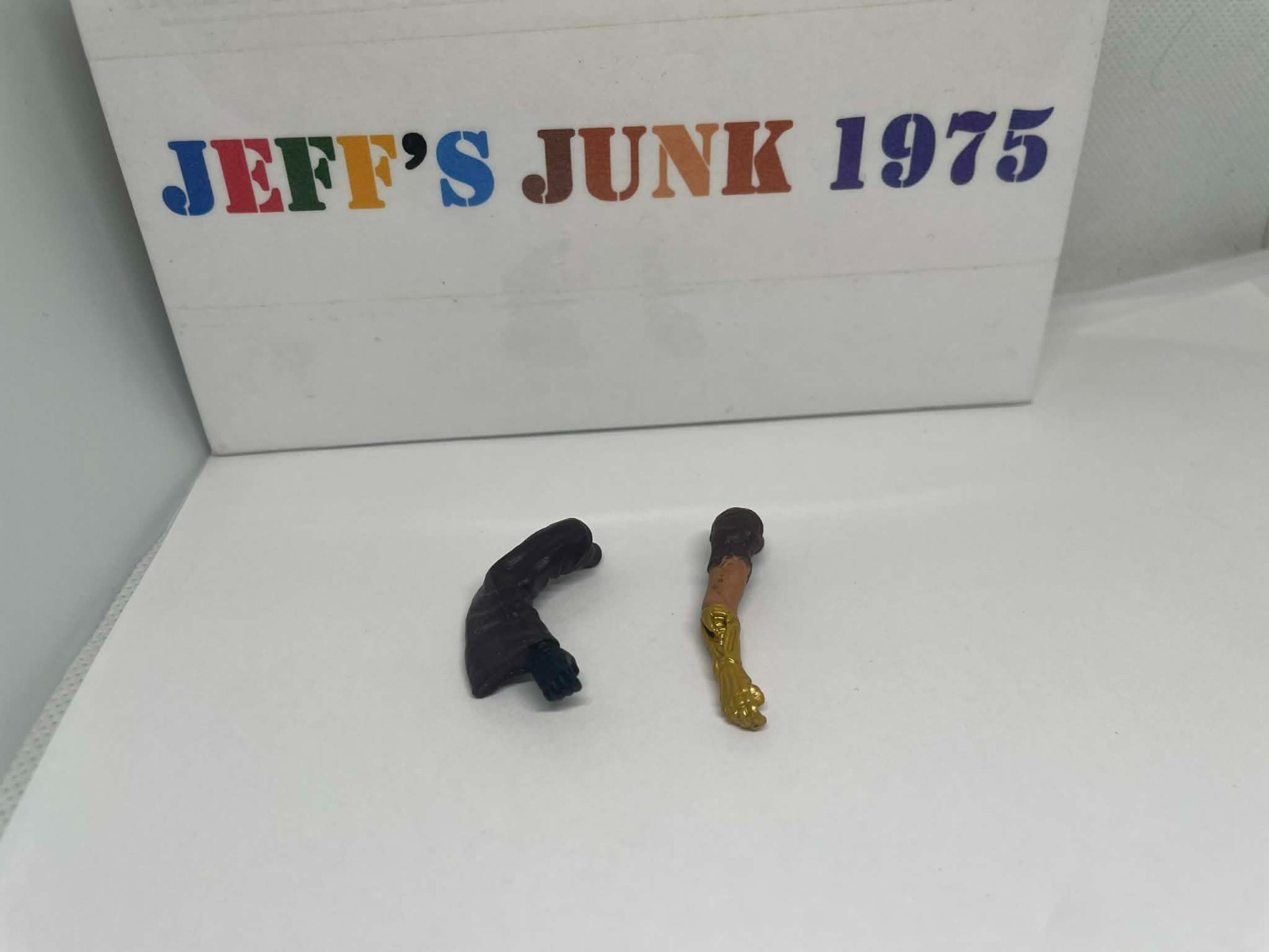 Star Wars 3.75" ROTS Revenge of the Sith #50 Battle Damaged Anakin right arms