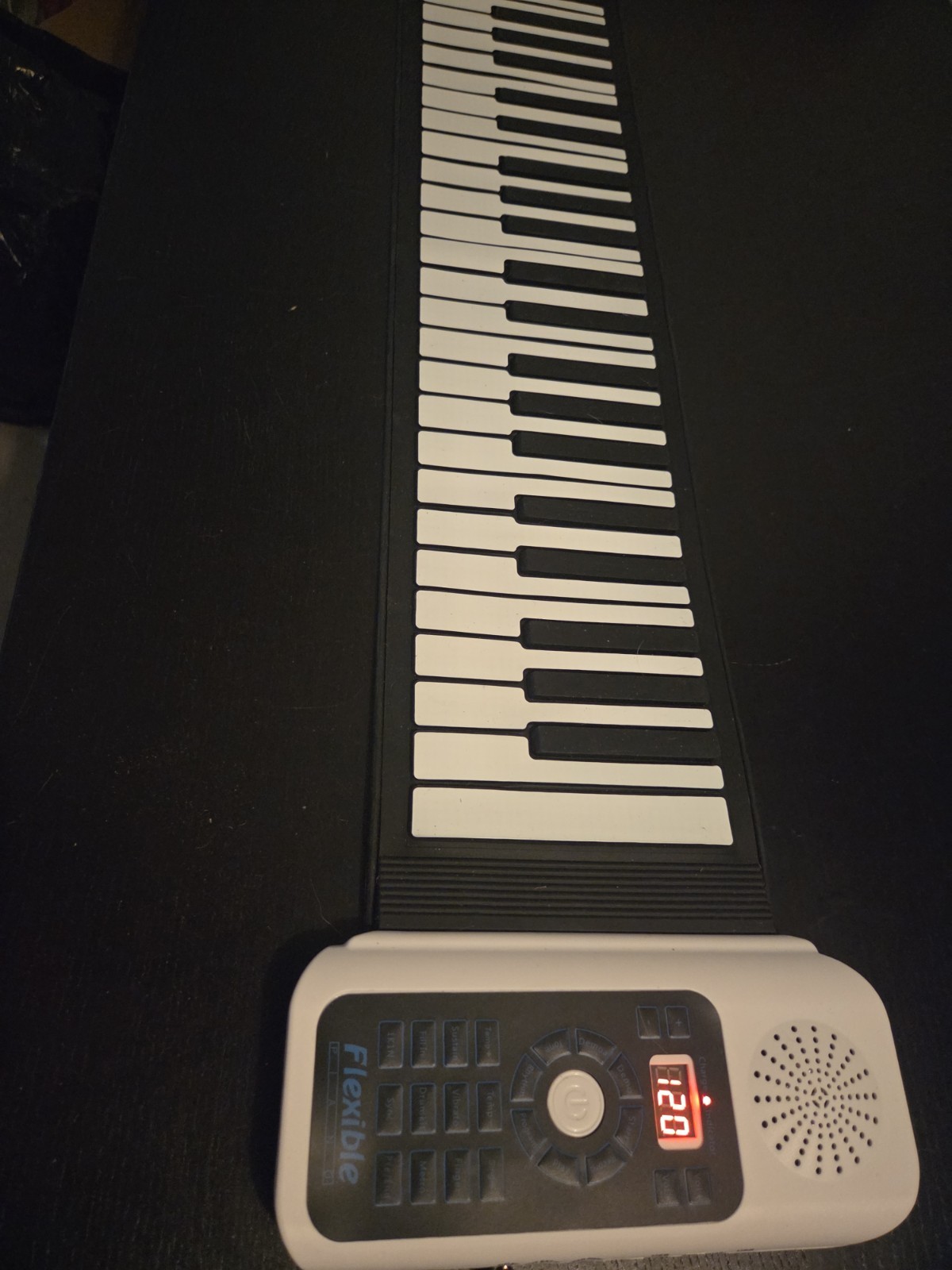 Flexible Piano Keyboard Hand Roll 61K Electronic MIDI Portable TESTED! W/Charger