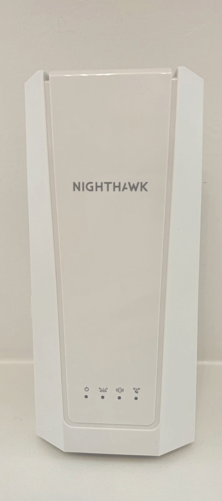 NETGEAR Nighthawk EXS27 Wireless Range Extender  WiFi 7 BE5000 Dual Band