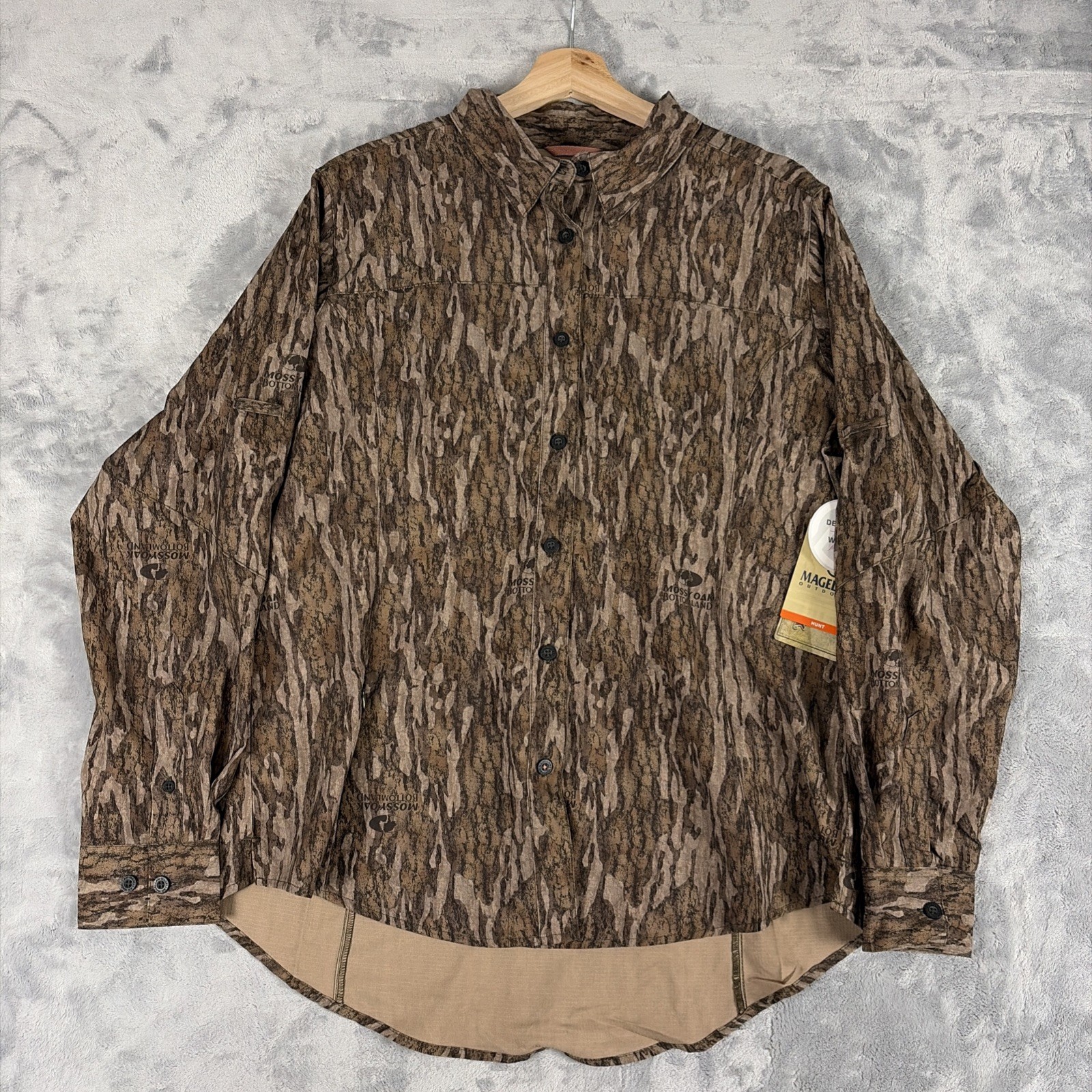 Womens Magellan Hunt Mossy Oak Bottomlands Camo Button Up Shirt XL NEW!