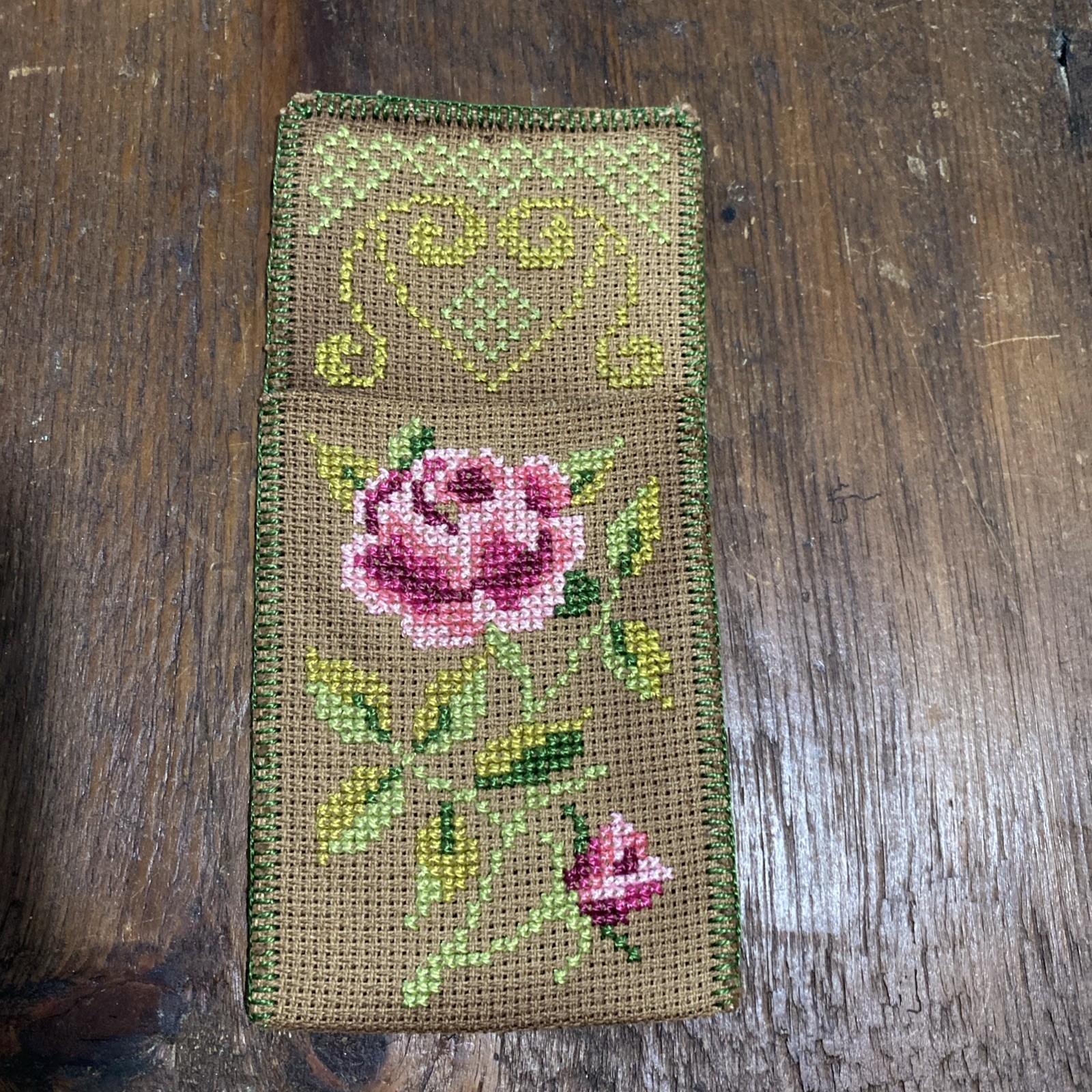 Vtg Swedish Nordic Rose Traditional Tapestry Woven Needlework Pocket 8.5 x 4”