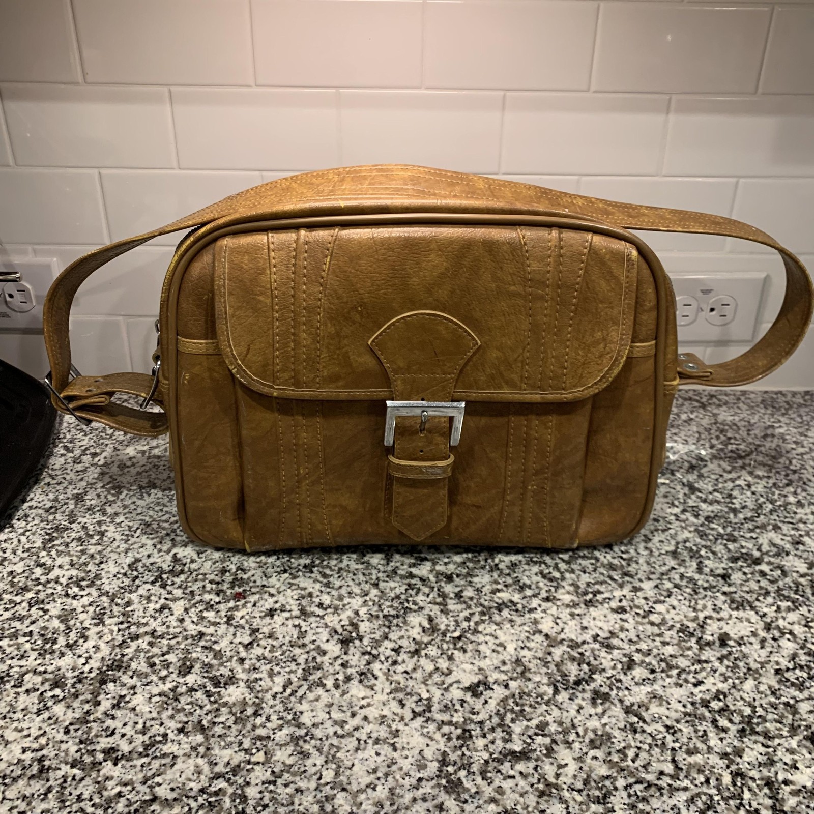 Vintage 1975 Escort Luggage Brown Vinyl Carry On Travel Shoulder Bag Japan